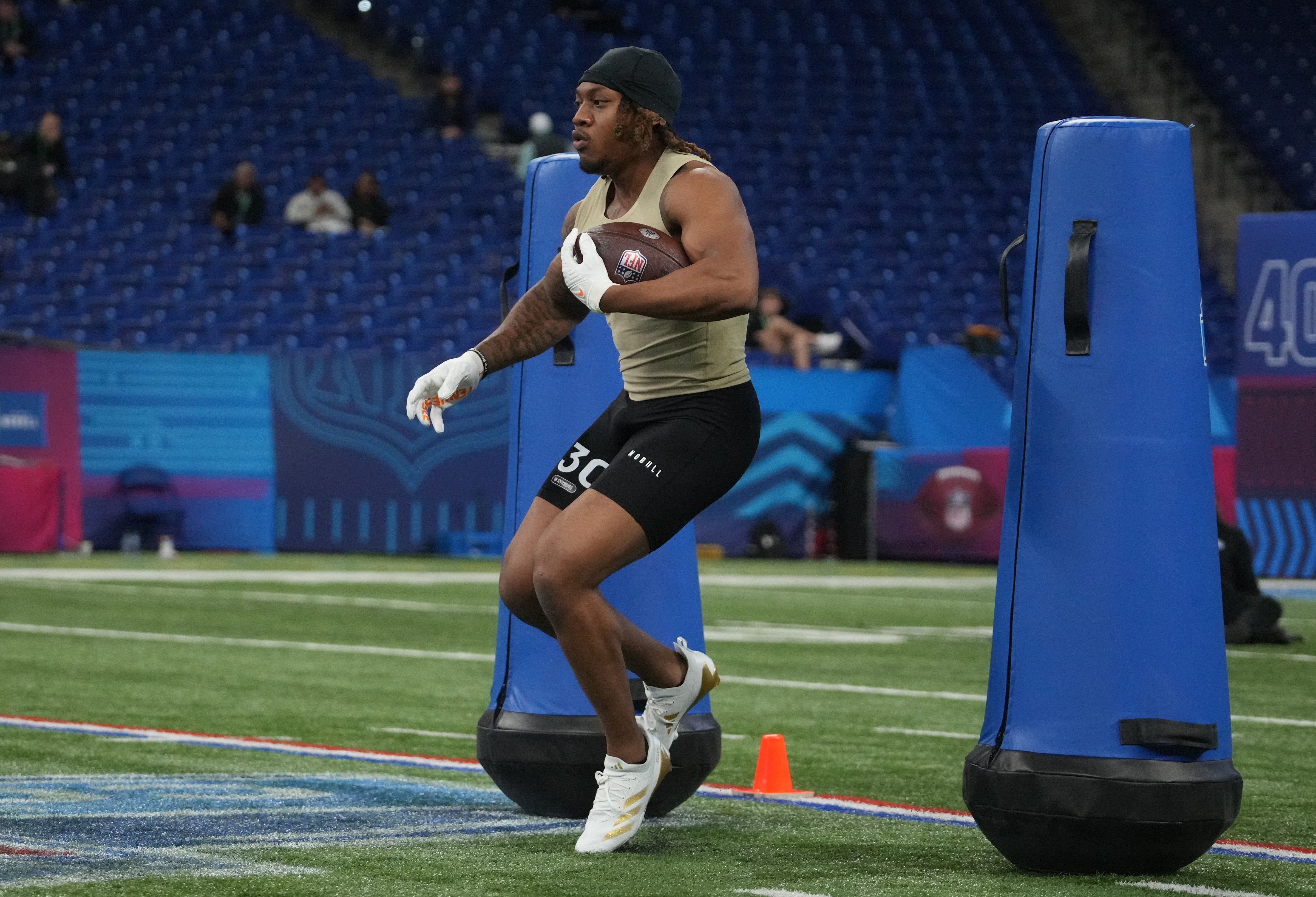 Mar 2, 2024; Indianapolis, IN, USA; Tennessee running back Jaylen Wright (RB30) during the 2024 NFL Combine at Lucas Oil Stadium.