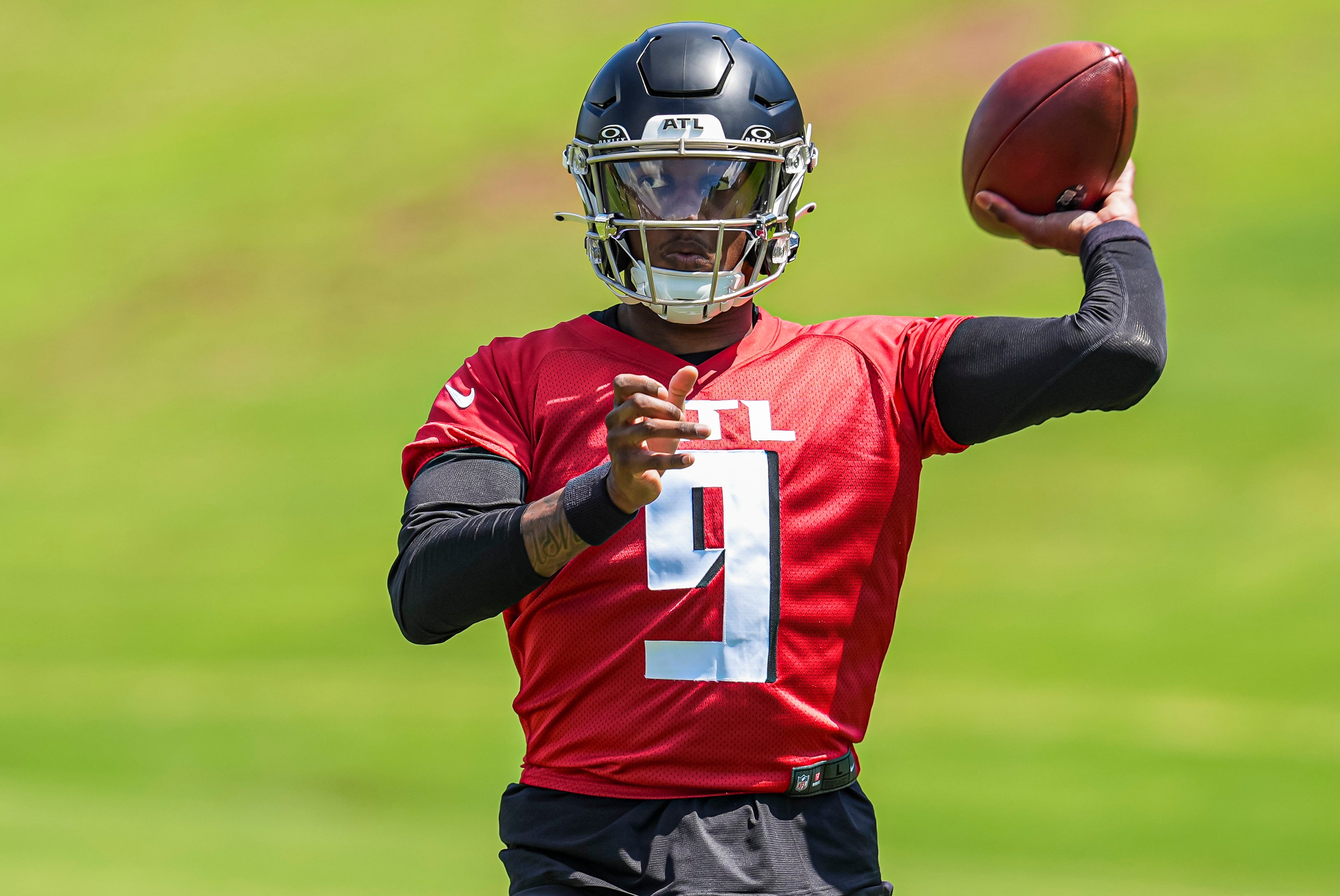 Atlanta Falcons quarterback Michael Penix Jr (9) passes the ball during Rookie Minicamp at the Falcons Training Camp.