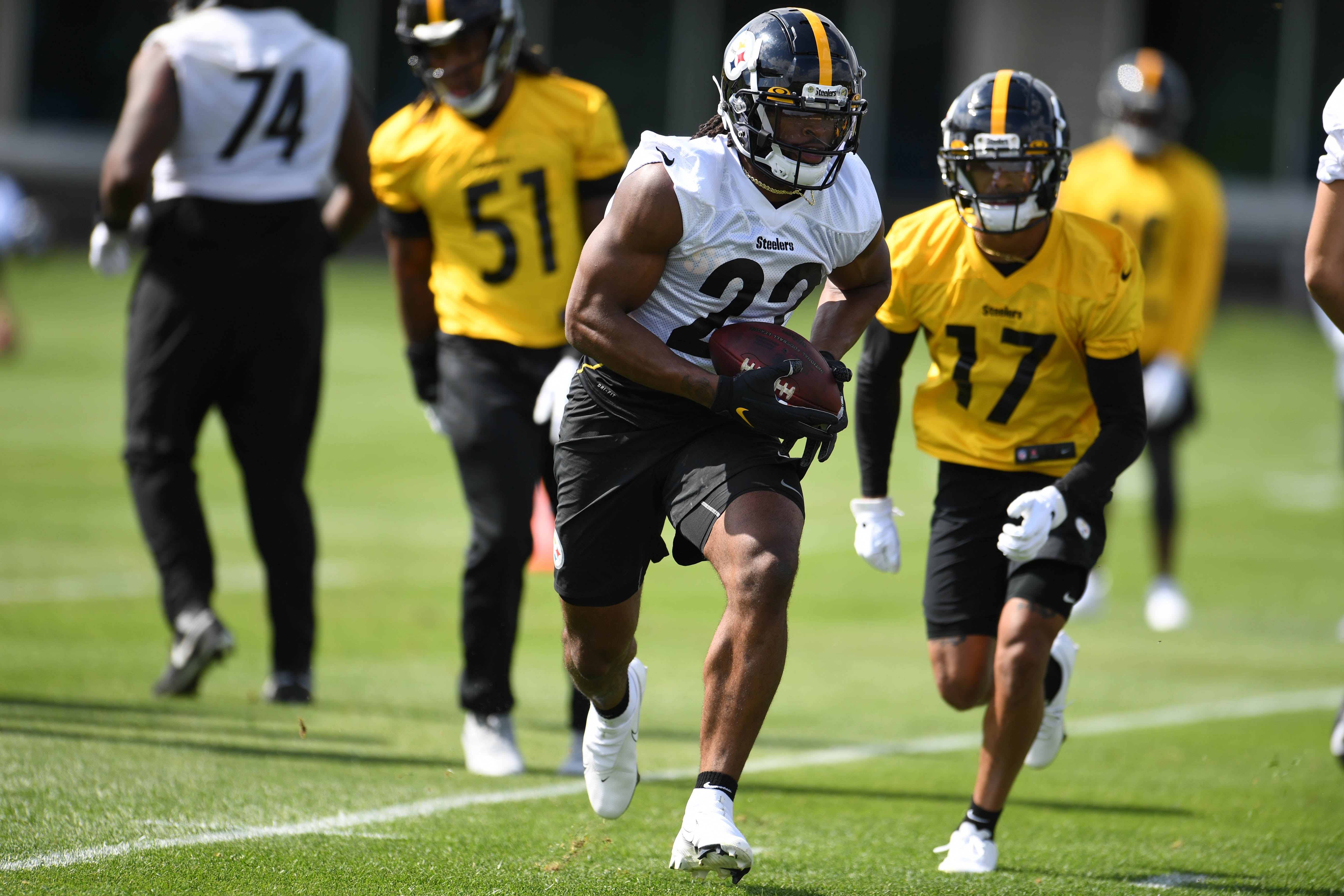 May 4, 2021; Pittsburgh, PA, USA; Pittsburgh Steelers running back Najee Harris (22) practices at the UPMC Rooney Sports Complex during rookie minicamp, Friday, May 14, 2021 in Pittsburgh, PA. Mandatory Credit: Karl Roster/Handout Photo via USA TODAY Sports  