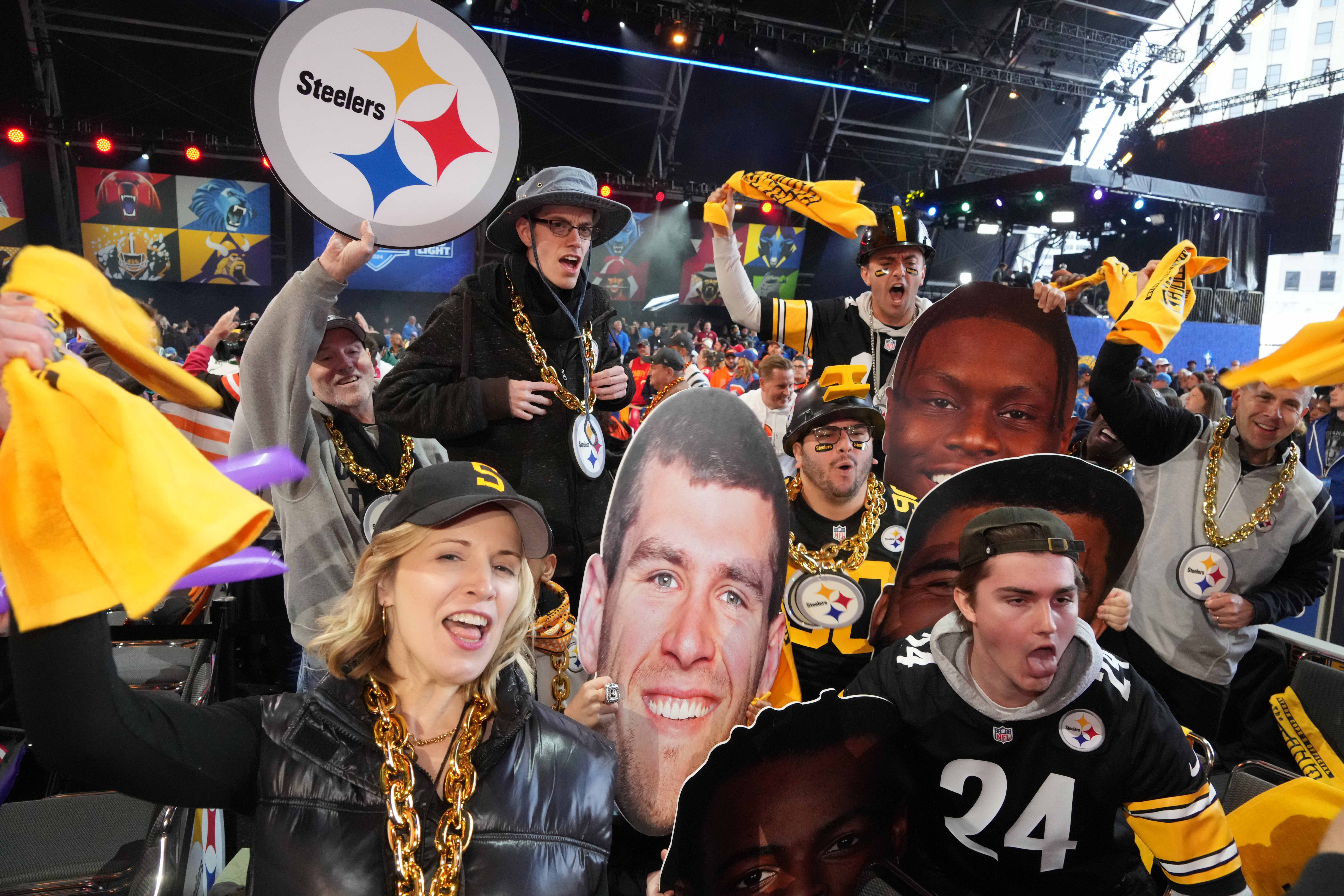 Apr 25, 2024; Detroit, MI, USA; Pittsburgh Steelers fans react during the 2024 NFL Draft at Campus Martius Park and Hart Plaza. Mandatory Credit: Kirby Lee-USA TODAY Sports