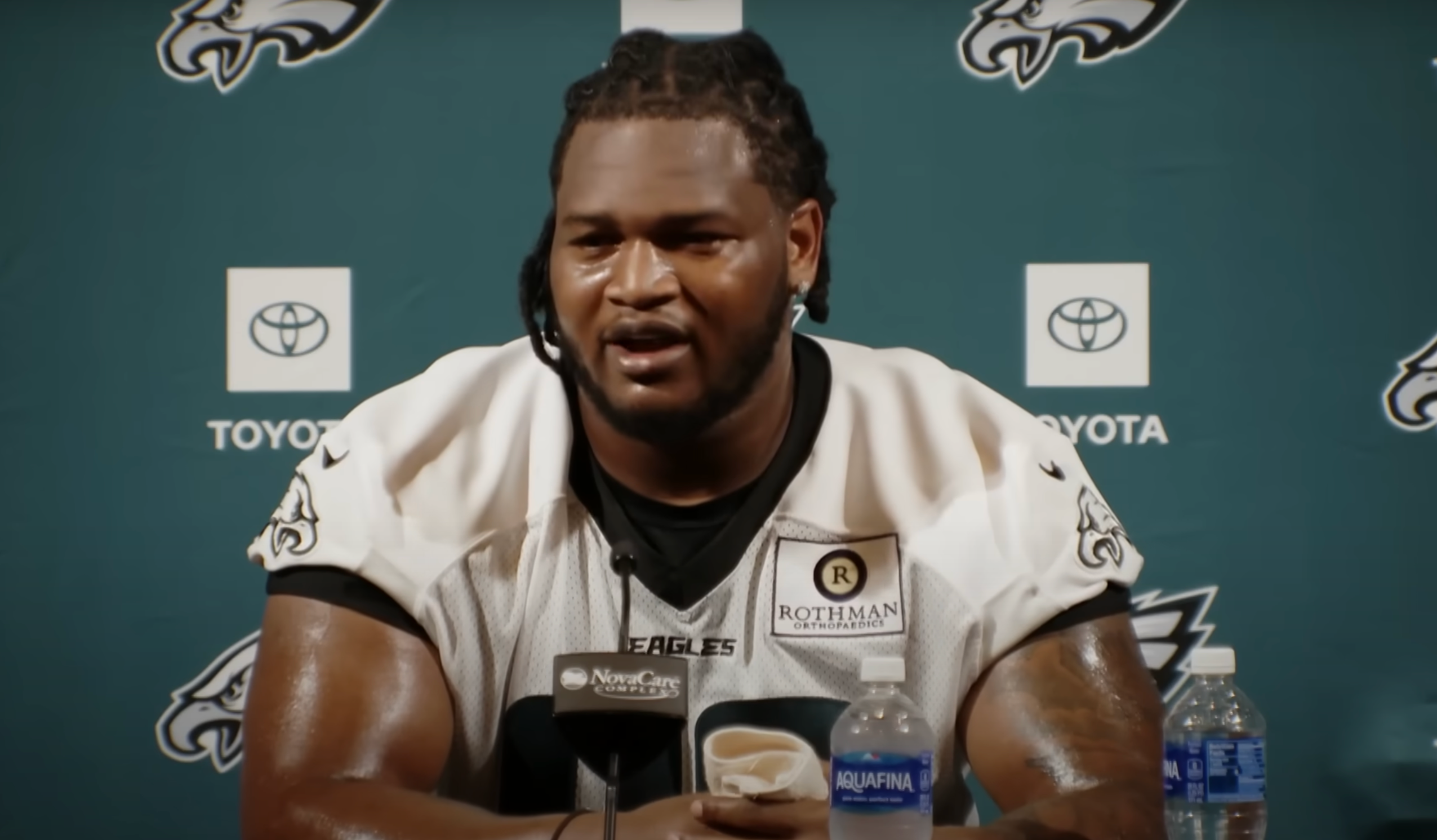 Philadelphia Eagles players address Vic Fangio backlash during OTAs.