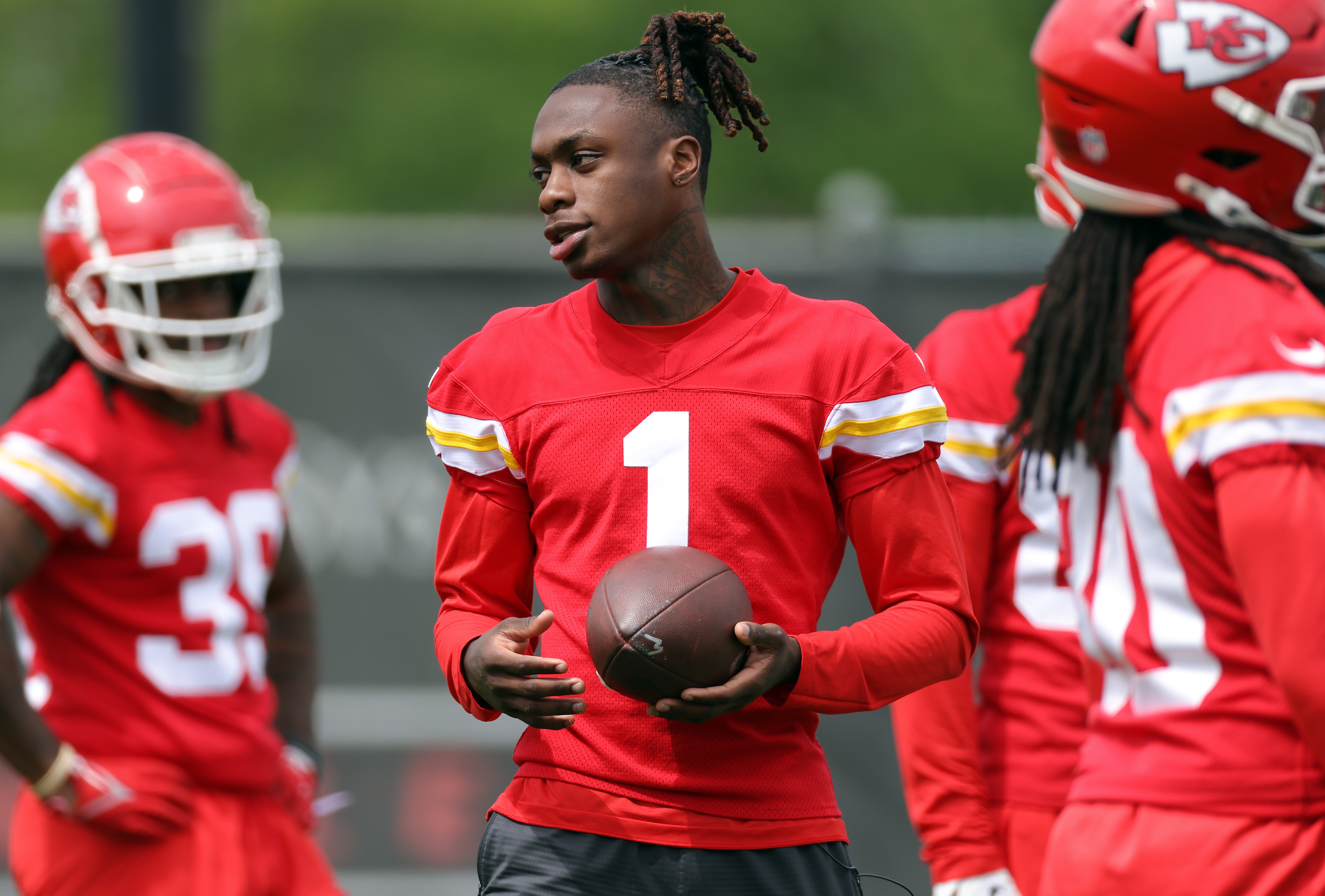 KANSAS CITY, MISSOURI - MAY 22: Wide receiver Xavier Worthy #1 of the Kansas City Chiefs participates in OTA Offseason workouts at The University of Kansas Health System Training Complex on May 22, 2024 in Kansas City, Missouri.