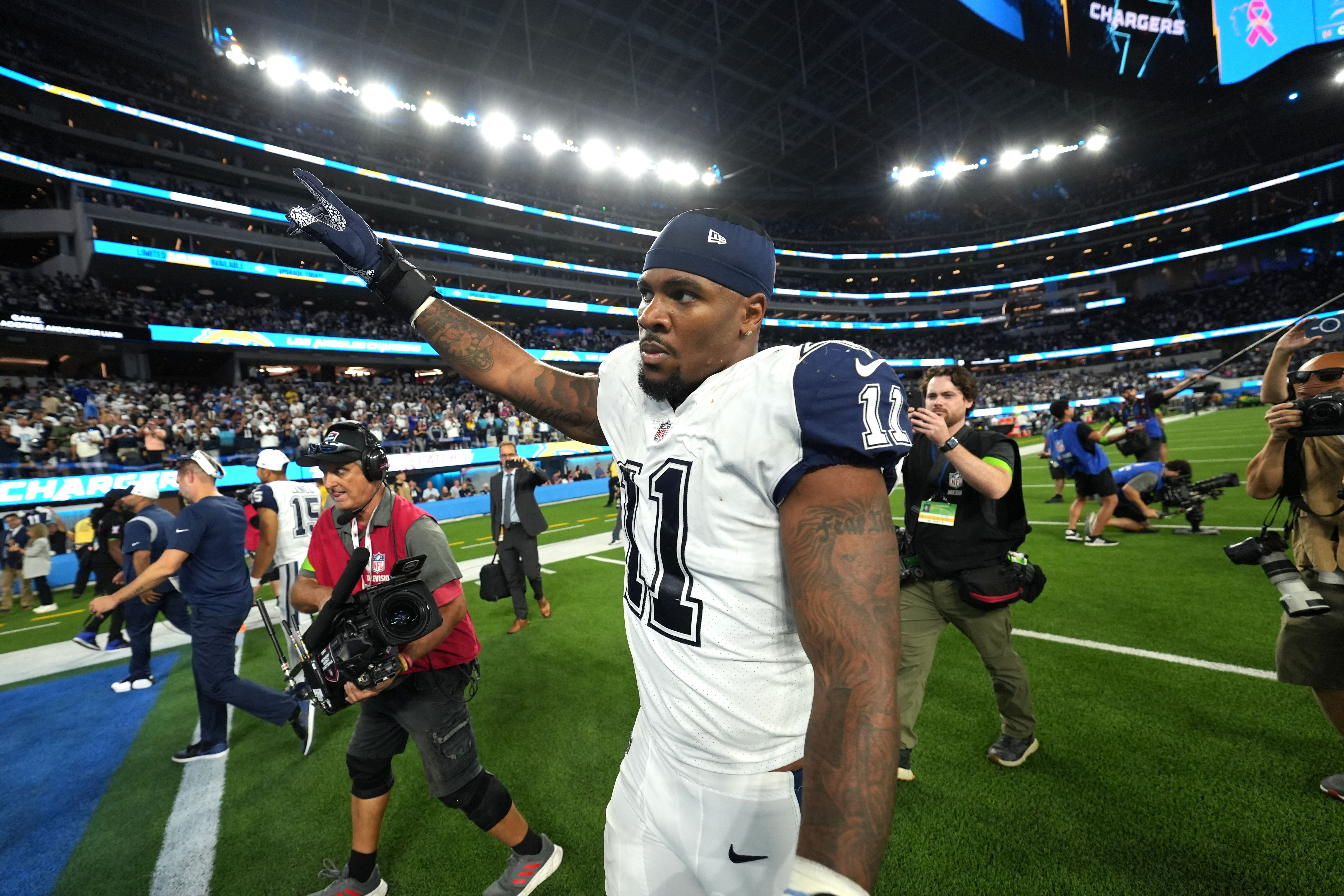 Dallas Cowboys linebacker Micah Parsons (11) leaves the field after the game against the Los Angeles Chargers at SoFi Stadium.