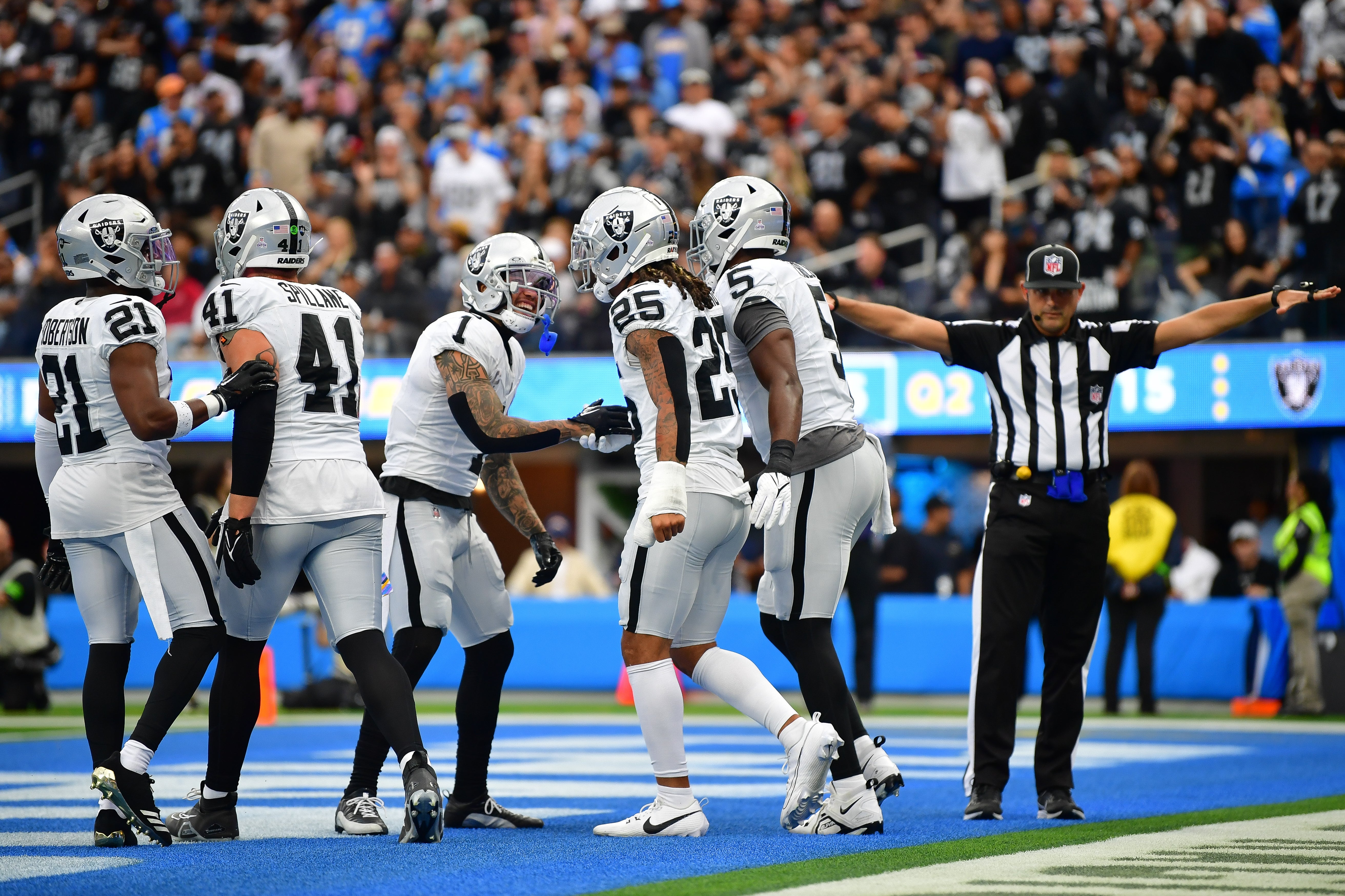 Las Vegas Raiders Tre'Von Moehrig Marcus Epps