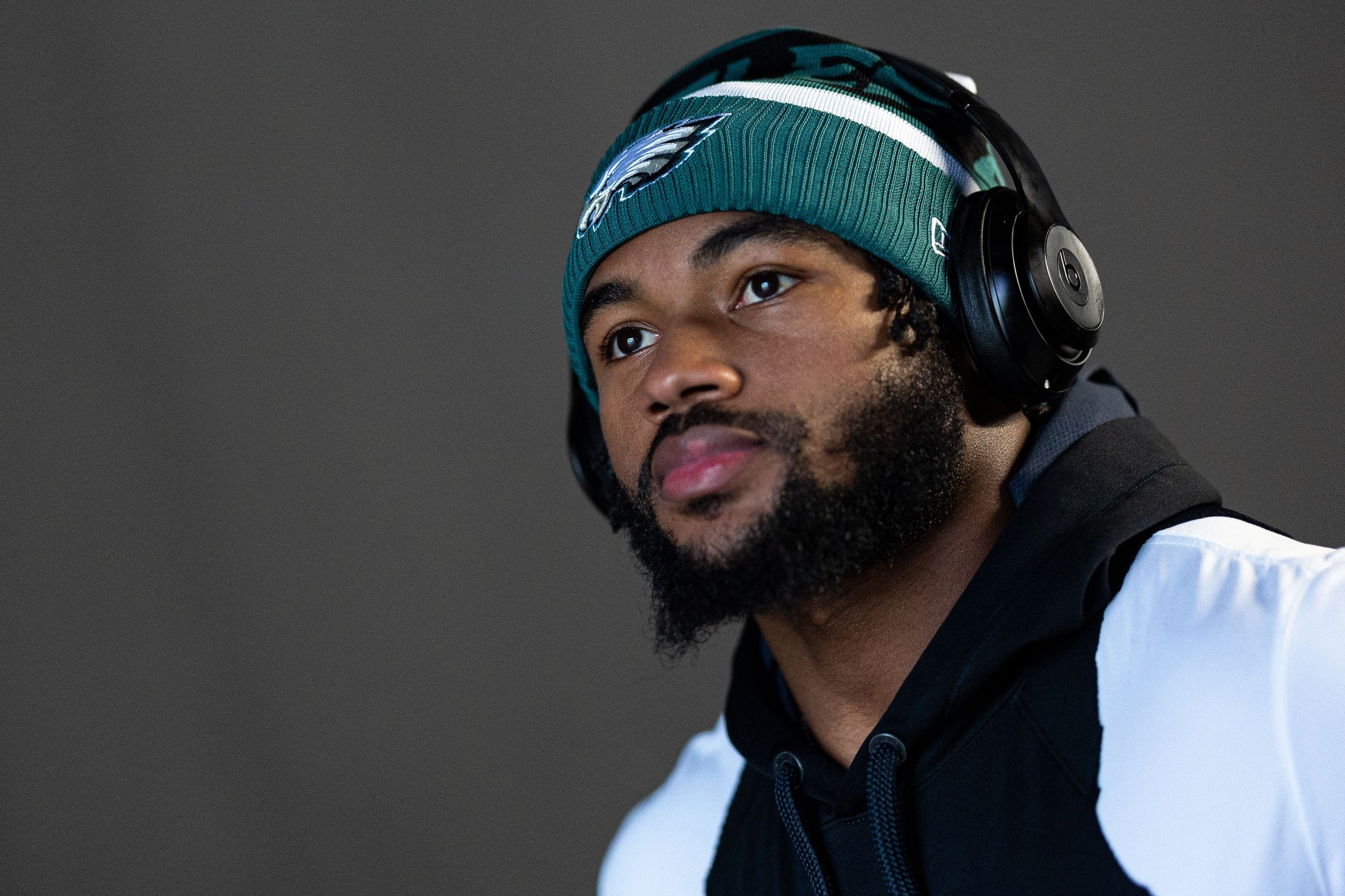 Philadelphia Eagles running back D'Andre Swift walks out of the tunnel for warm ups against the Arizona Cardinals at Lincoln Financial Field.