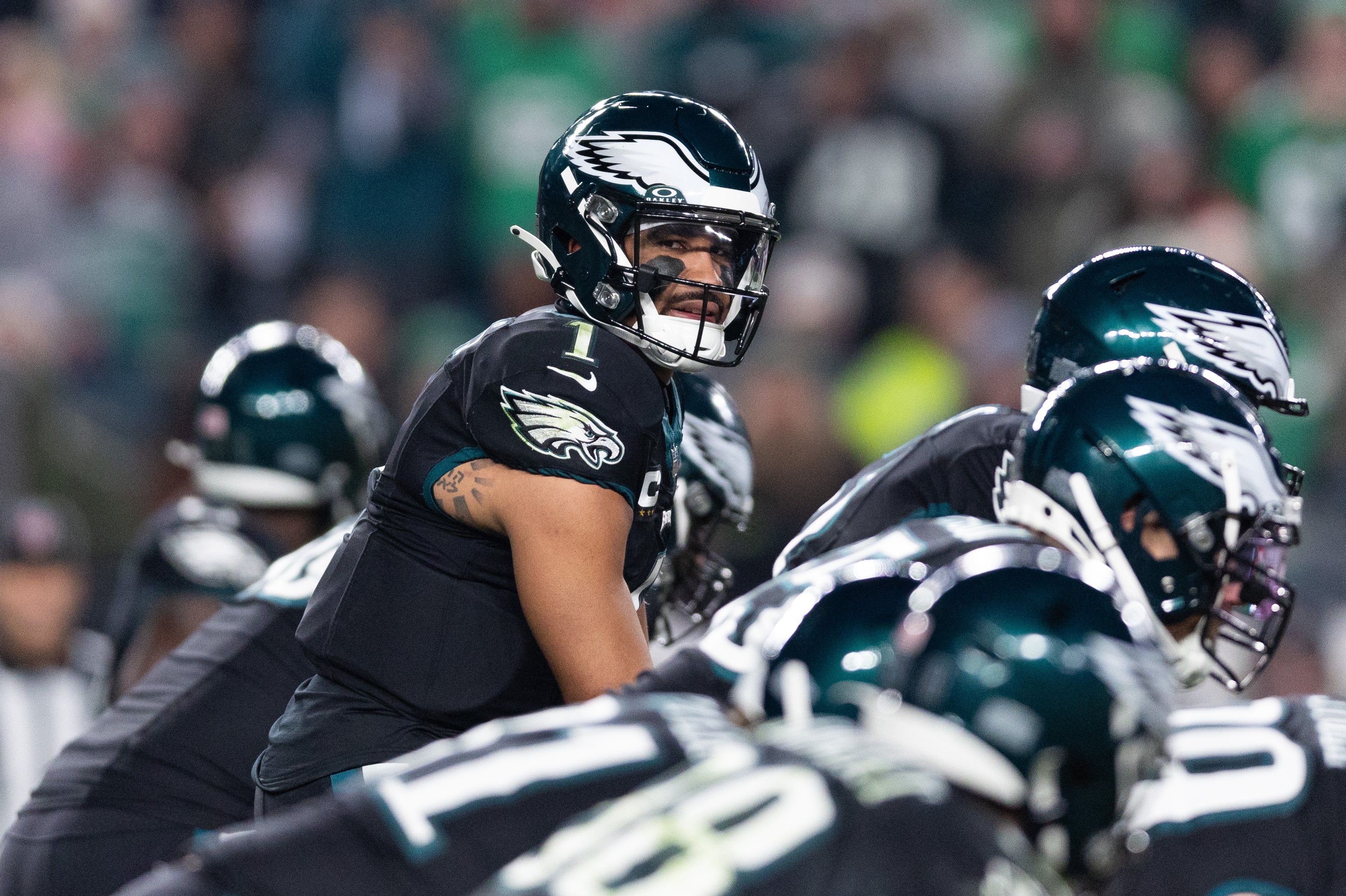 Philadelphia Eagles quarterback Jalen Hurts (1) prepares to snap the ball against the New York Giants during the second quarter at Lincoln Financial Field.