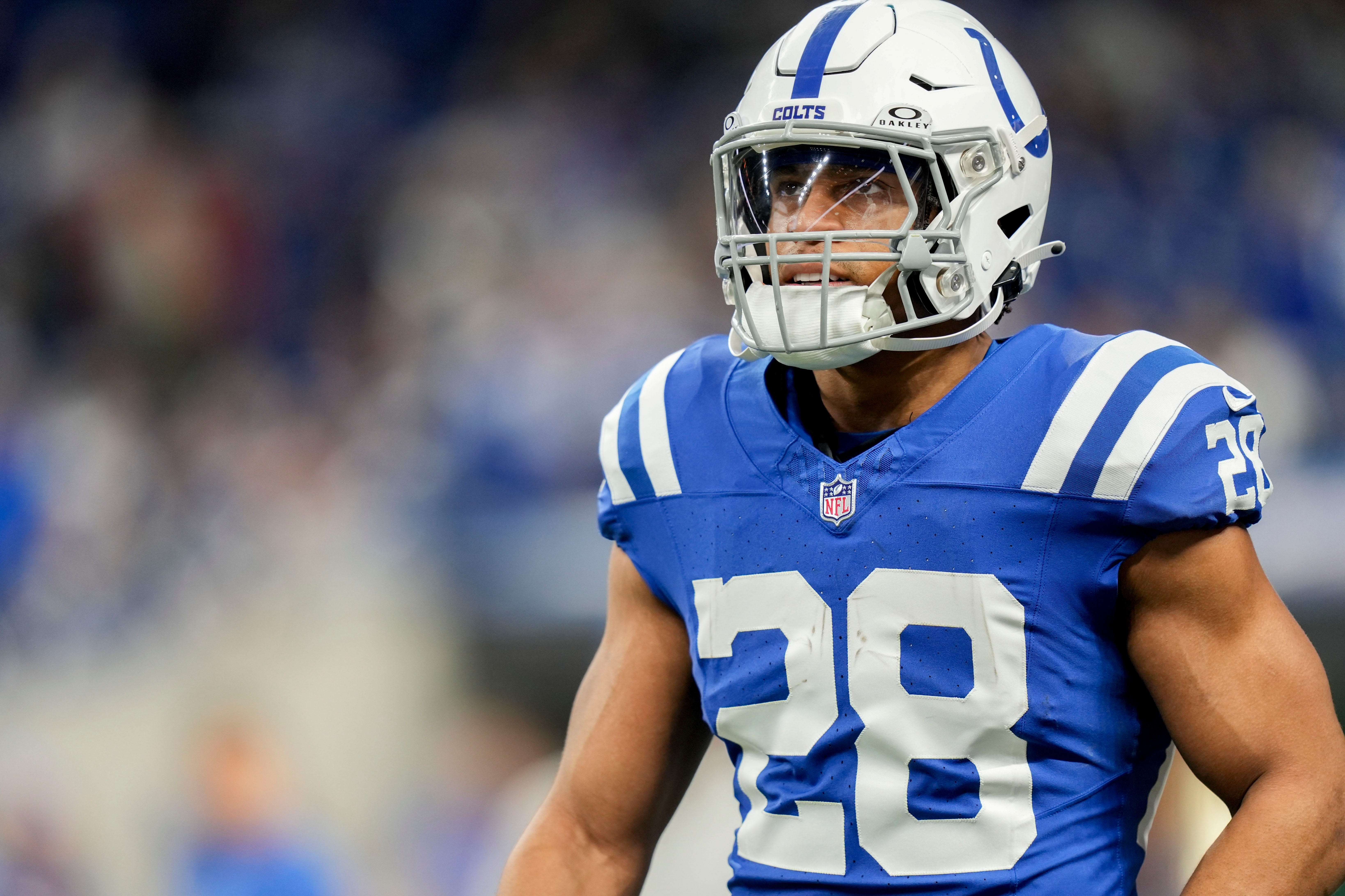 Indianapolis Colts running back Jonathan Taylor (28) warms Sunday, Dec. 31, 2023, before a game against the Las Vegas Raiders at Lucas Oil Stadium in Indianapolis.