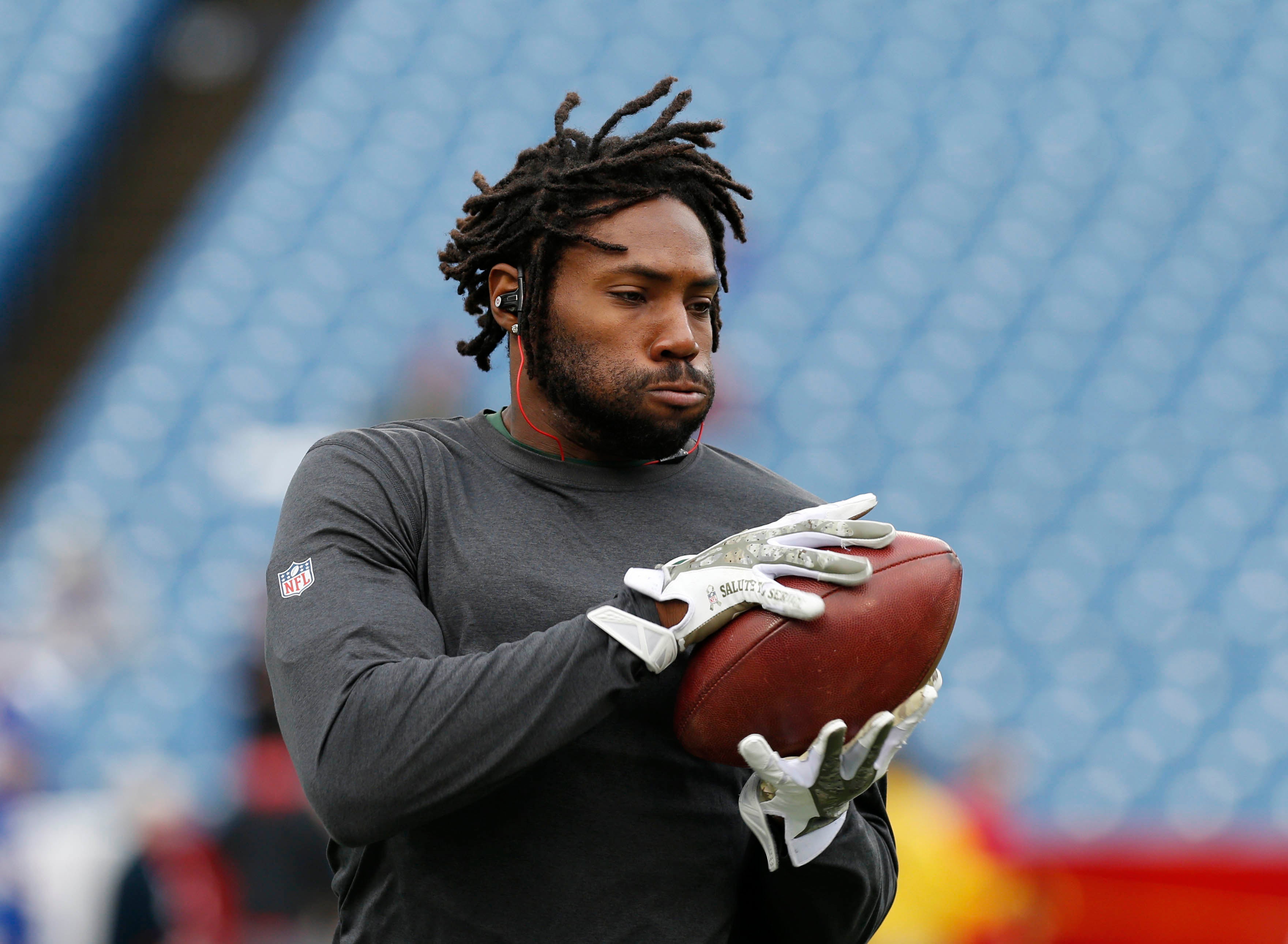 New York Jets cornerback Antonio Cromartie (31) catches a pass before the game against the Buffalo Bills at Ralph Wilson Stadium.