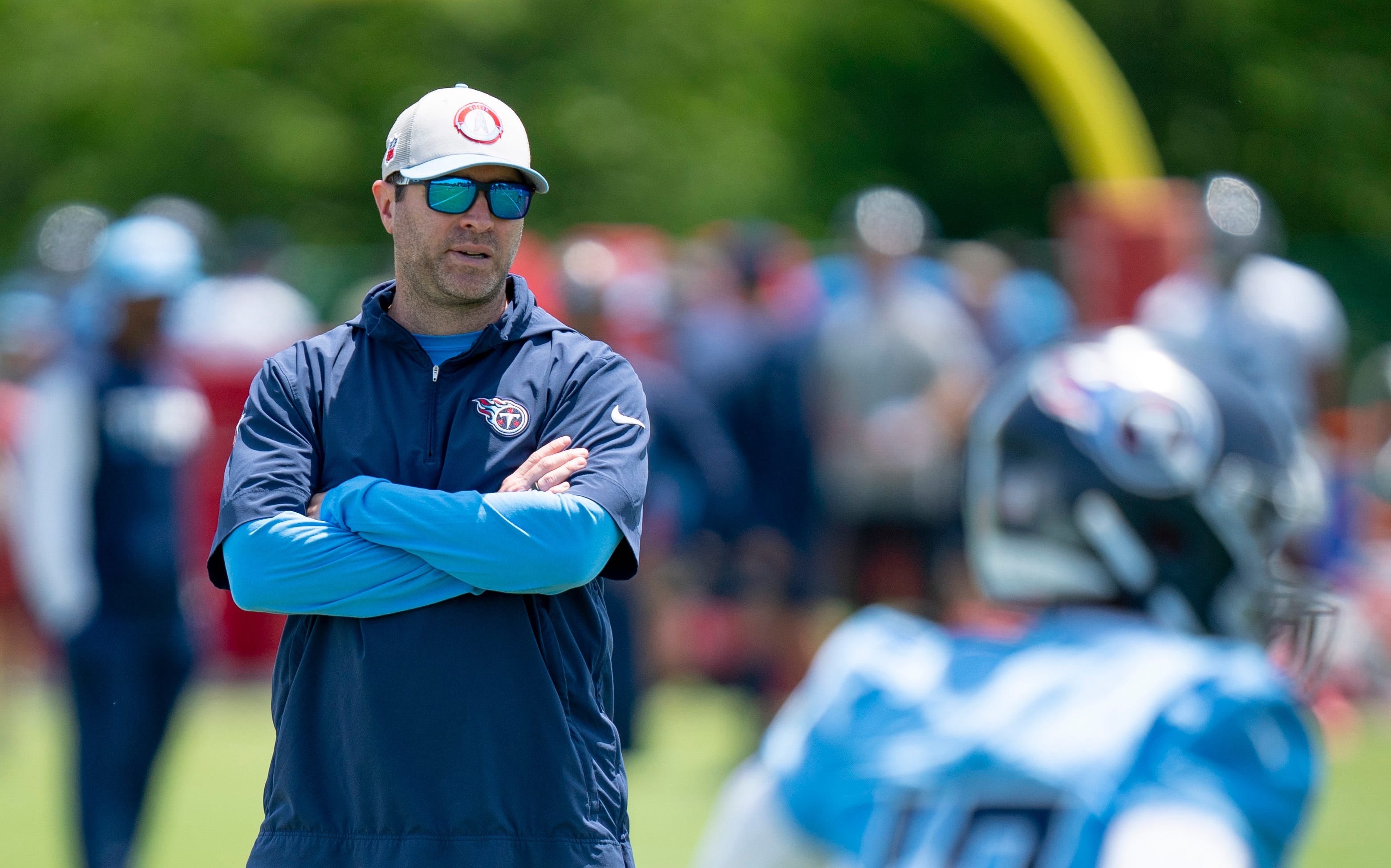 Head Coach Brian Callahan oversees offensive drills during Tennessee Titans practice at Ascension Saint Thomas Sports Park in Nashville, Tenn., Wednesday, May 29, 2024 Denny Simmons / The Tennessean-USA TODAY NETWORK