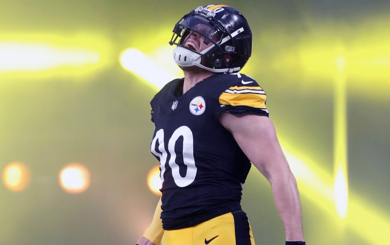 Dec 23, 2023; Pittsburgh, Pennsylvania, USA; Pittsburgh Steelers linebacker T.J. Watt (90) reacts as he takes the field against the Cincinnati Bengals at Acrisure Stadium. Pittsburgh won 34-11. Mandatory Credit: Charles LeClaire-USA TODAY Sports