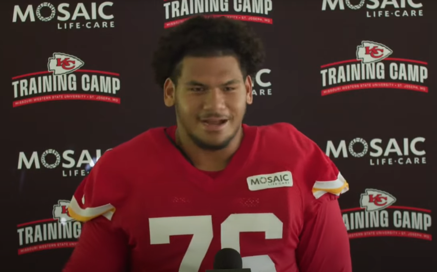Chiefs LT Kinglsey Suamataia talks to the media.