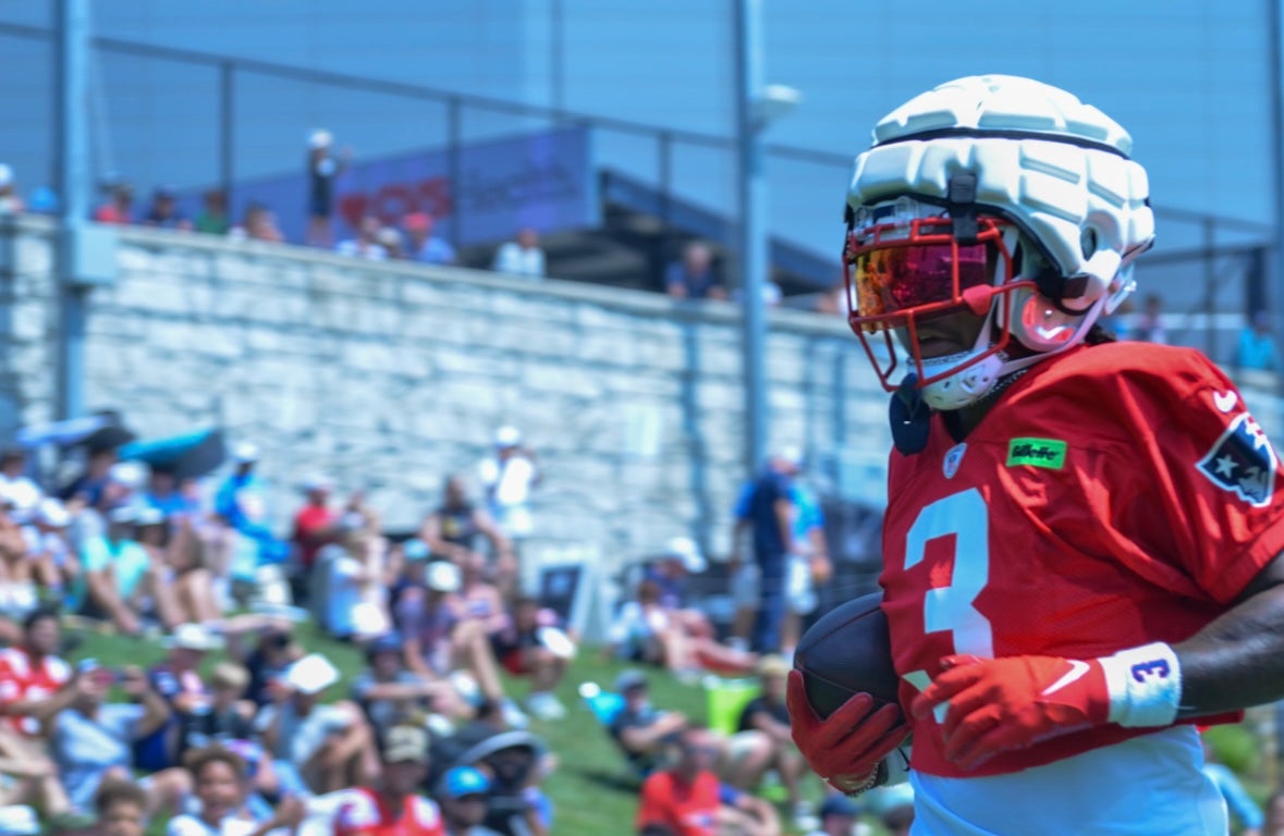 DeMario Douglas at Training Camp 2024