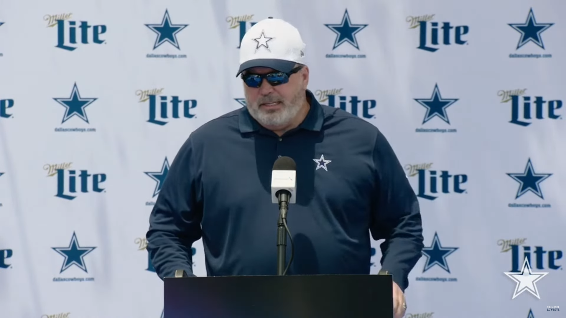 Dallas Cowboys HC Mike McCarthy talks to reporters against the Los Angeles Rams.