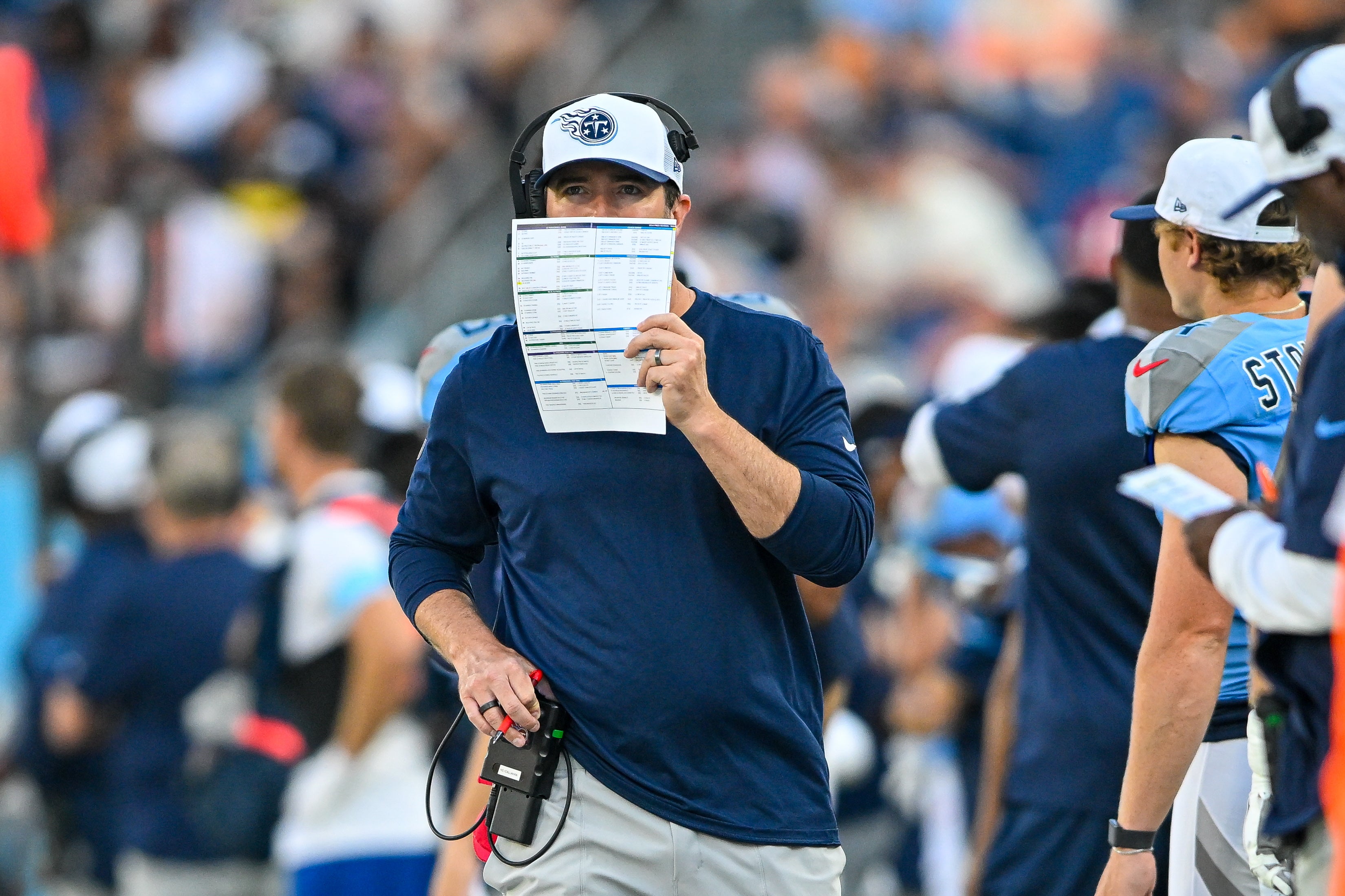 Tennessee Titans head coach Brian Callahan calls the play during the first half at Nissan Stadium. Steve Roberts-USA TODAY Sports 
