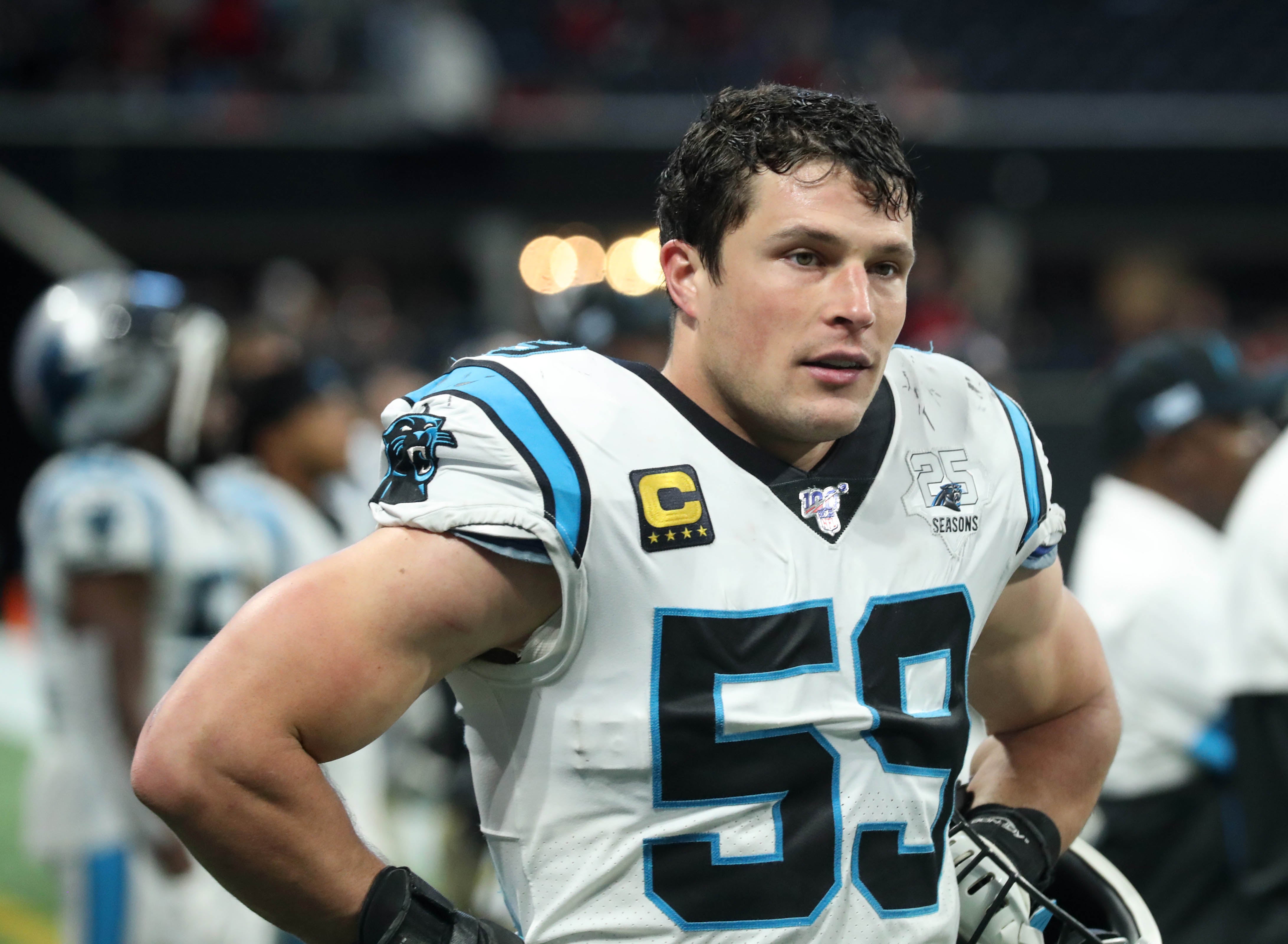 Carolina Panthers middle linebacker Luke Kuechly (59)