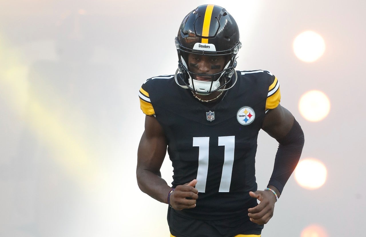 Aug 9, 2024; Pittsburgh, Pennsylvania, USA; Pittsburgh Steelers wide receiver Van Jefferson (11) reacts as he take the field against the Houston Texans at Acrisure Stadium. Mandatory Credit: Charles LeClaire-USA TODAY Sports