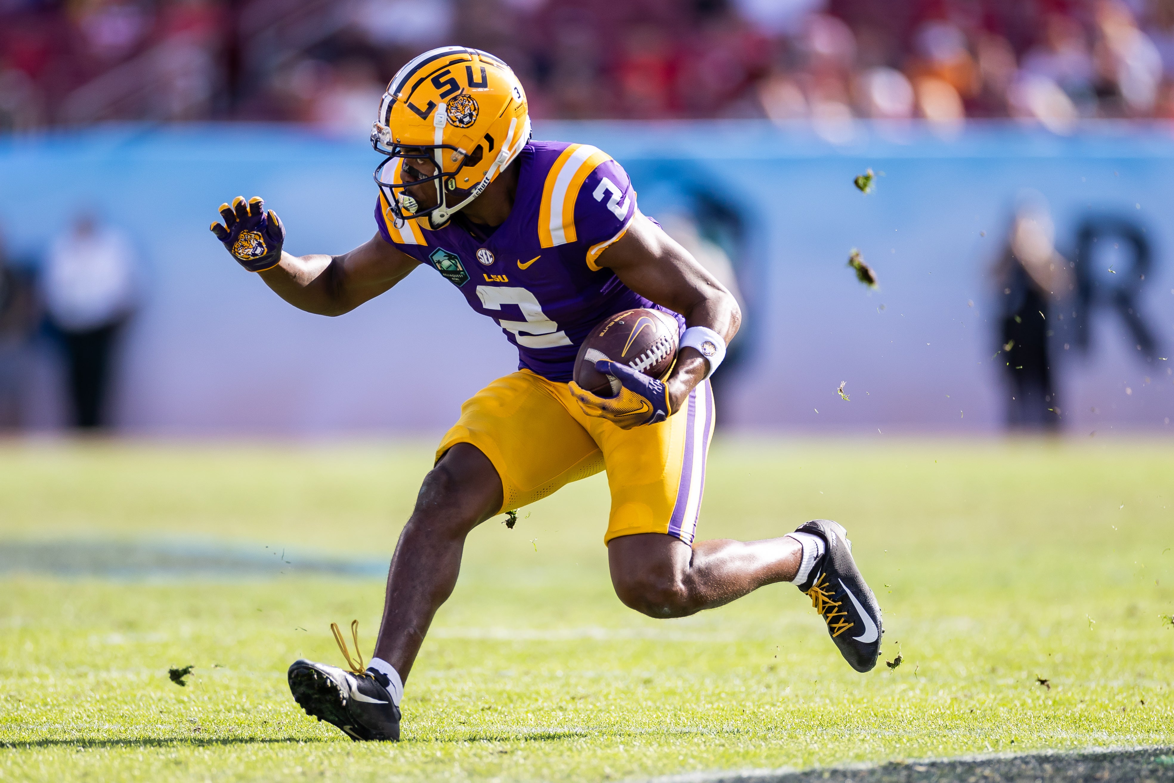 Kyren Lacy on the run after a reception for LSU