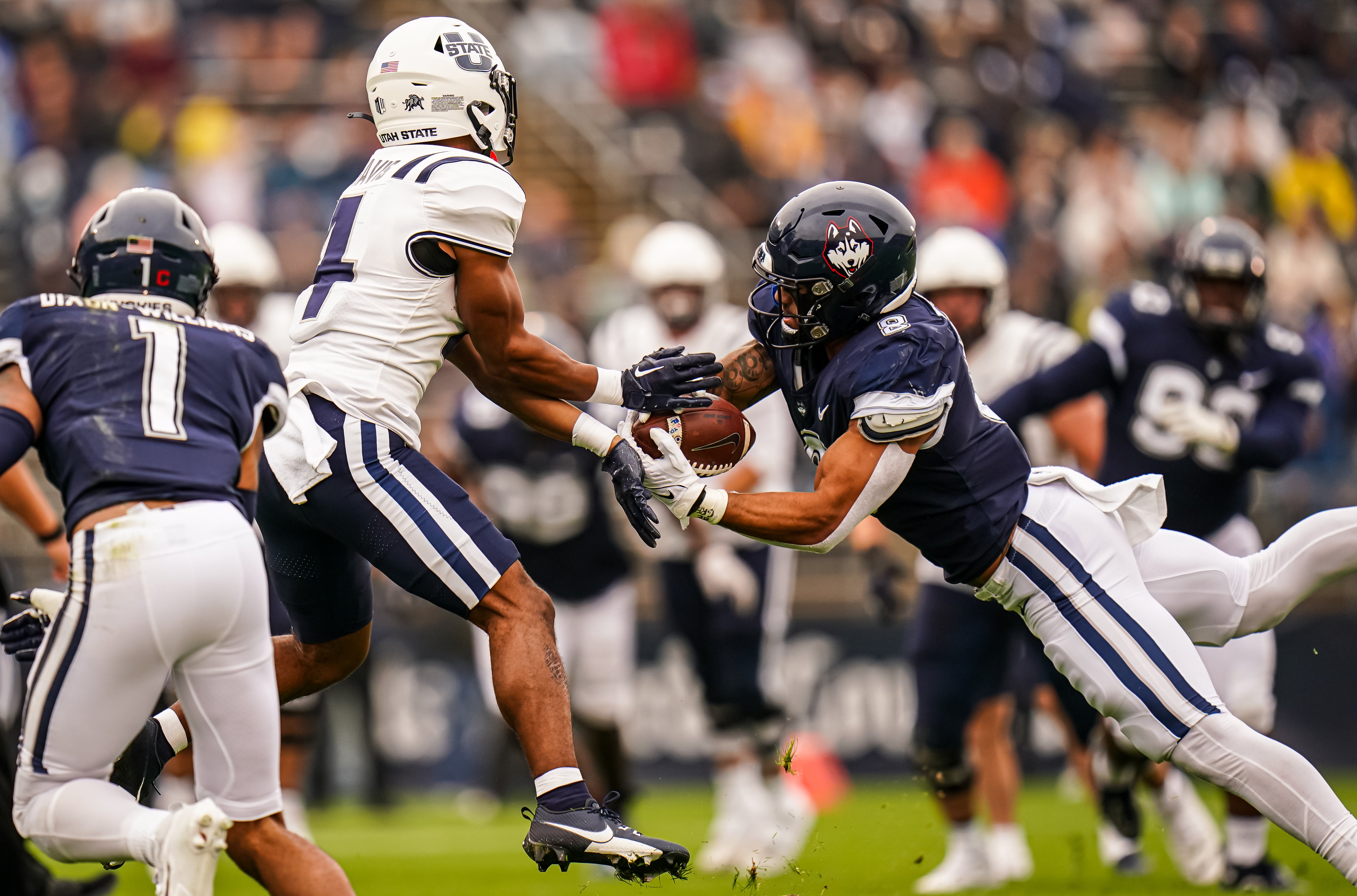 Las Vegas Raiders Jackson Mitchell UConn