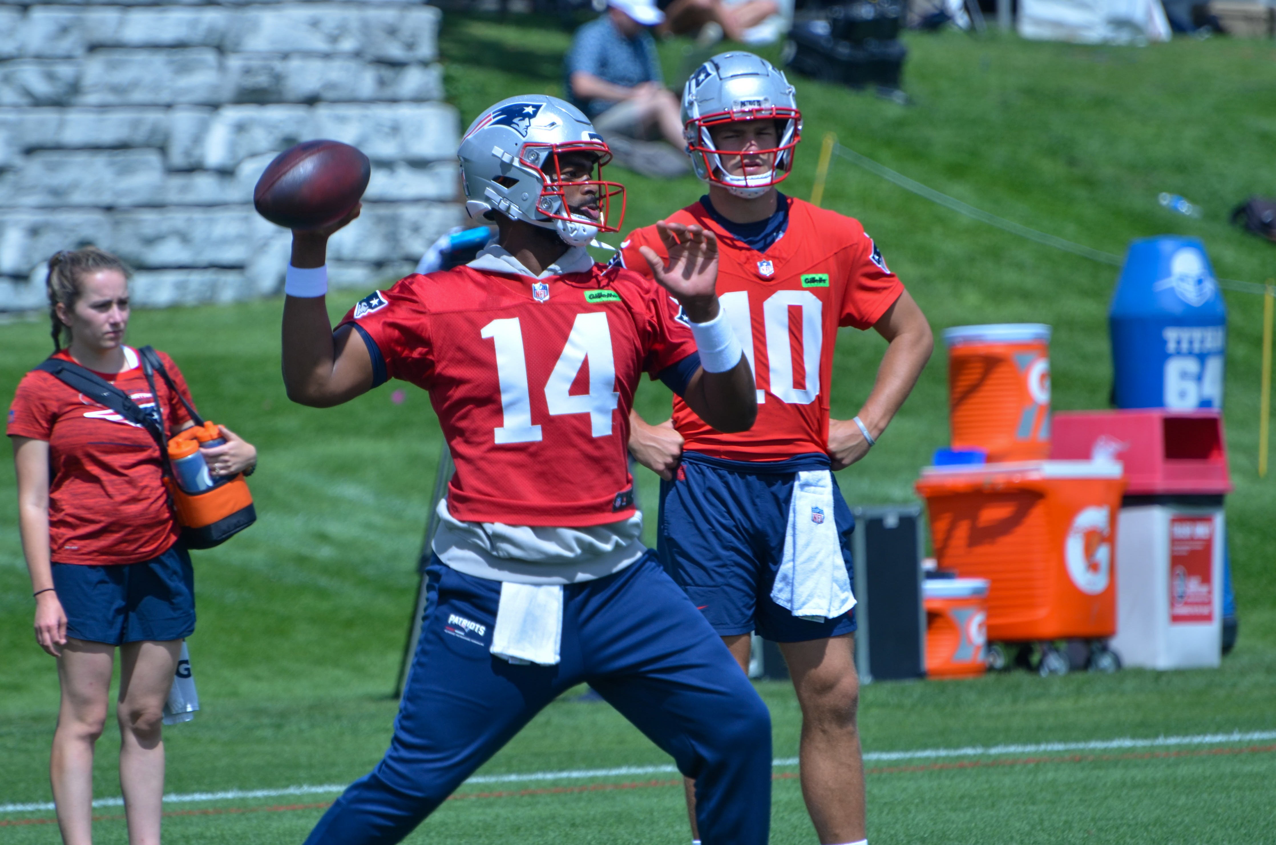 Jacoby Brissett and Drake Maye at Patriots practice - August 22, 2024