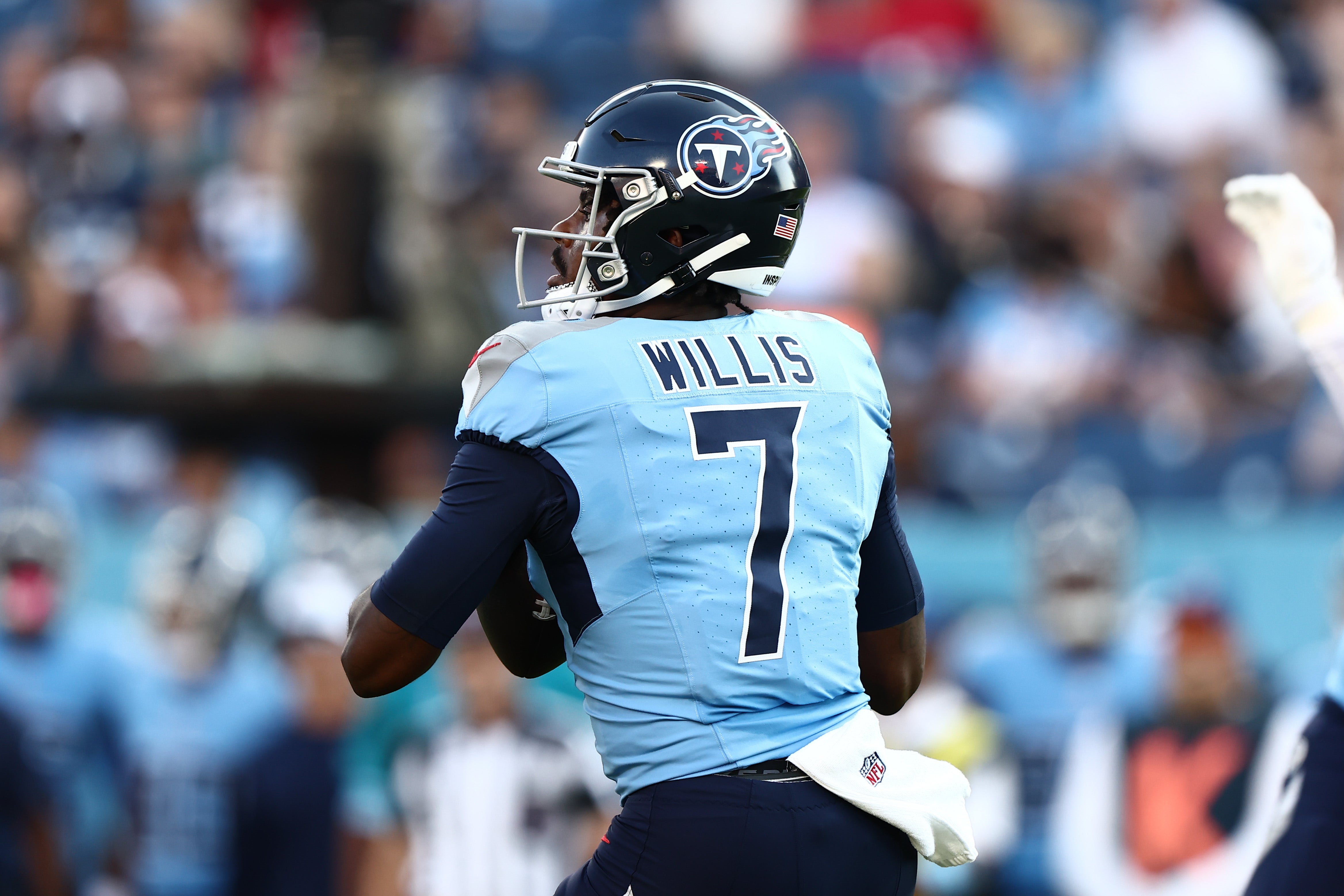 Tennessee Titans quarterback Malik Willis (7) drops back for a pass in the game against the Seattle Seahawks at Nissan Stadium. Casey Gower-USA TODAY Sports