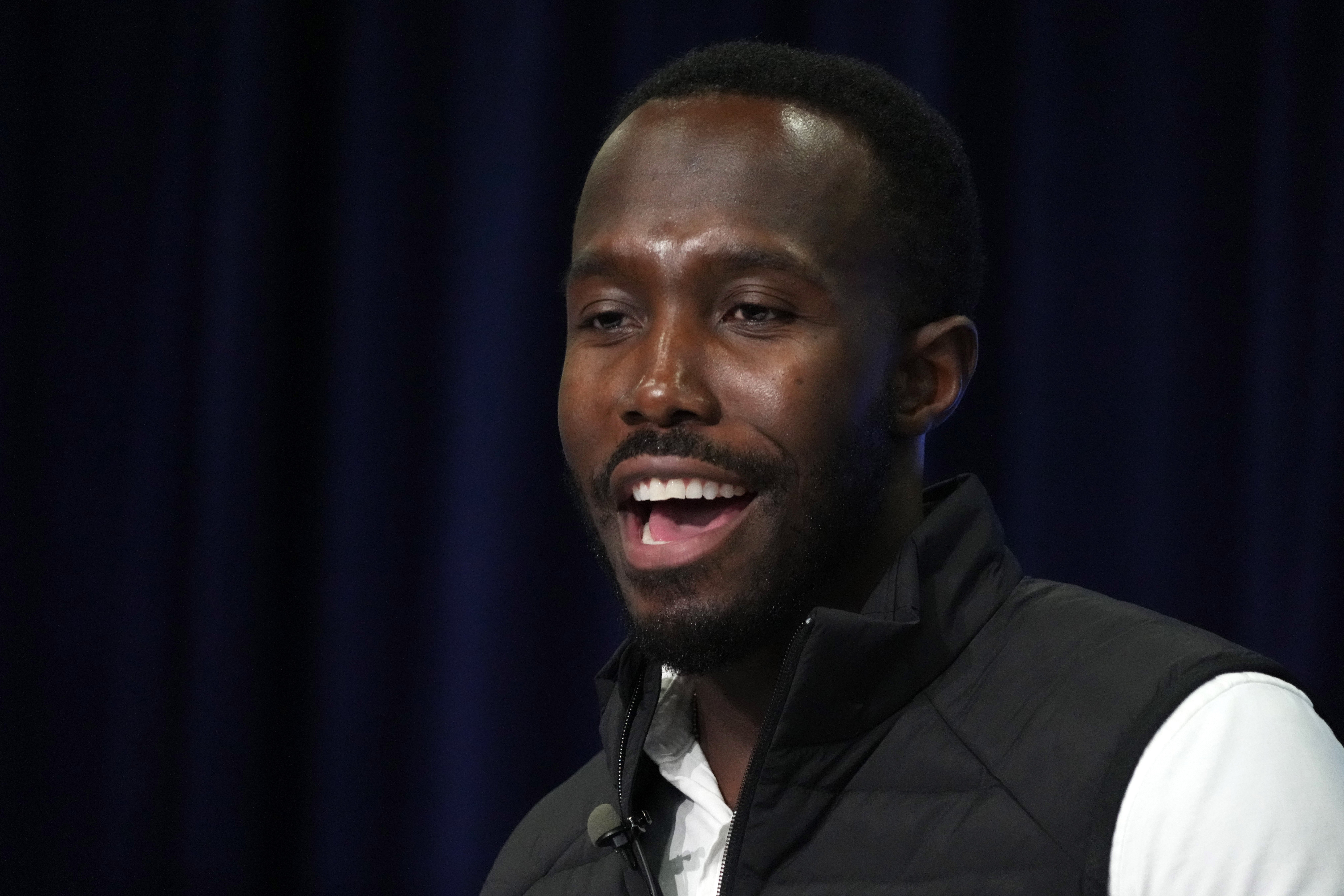 Kwesi Adofo-Mensah Vikings