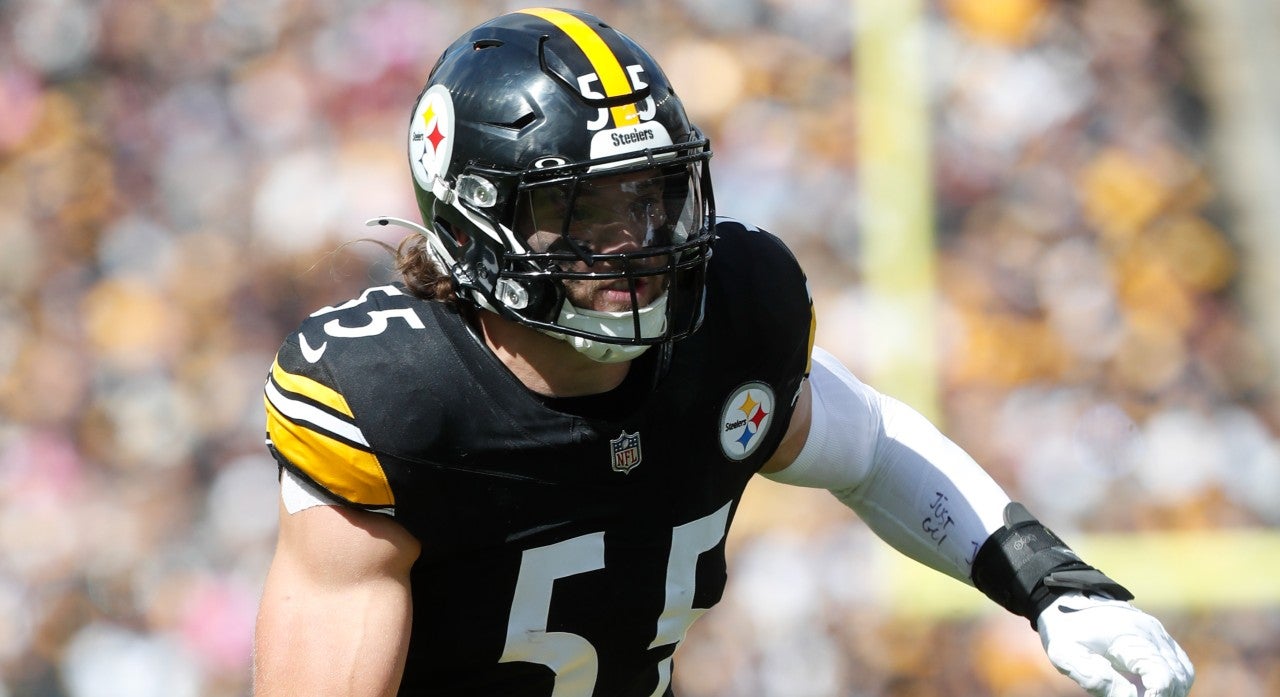 Oct 8, 2023; Pittsburgh, Pennsylvania, USA; Pittsburgh Steelers linebacker Cole Holcomb (55) pass rushes at the line of scrimmage against the Baltimore Ravens during the second quarter at Acrisure Stadium. Mandatory Credit: Charles LeClaire-USA TODAY Sports