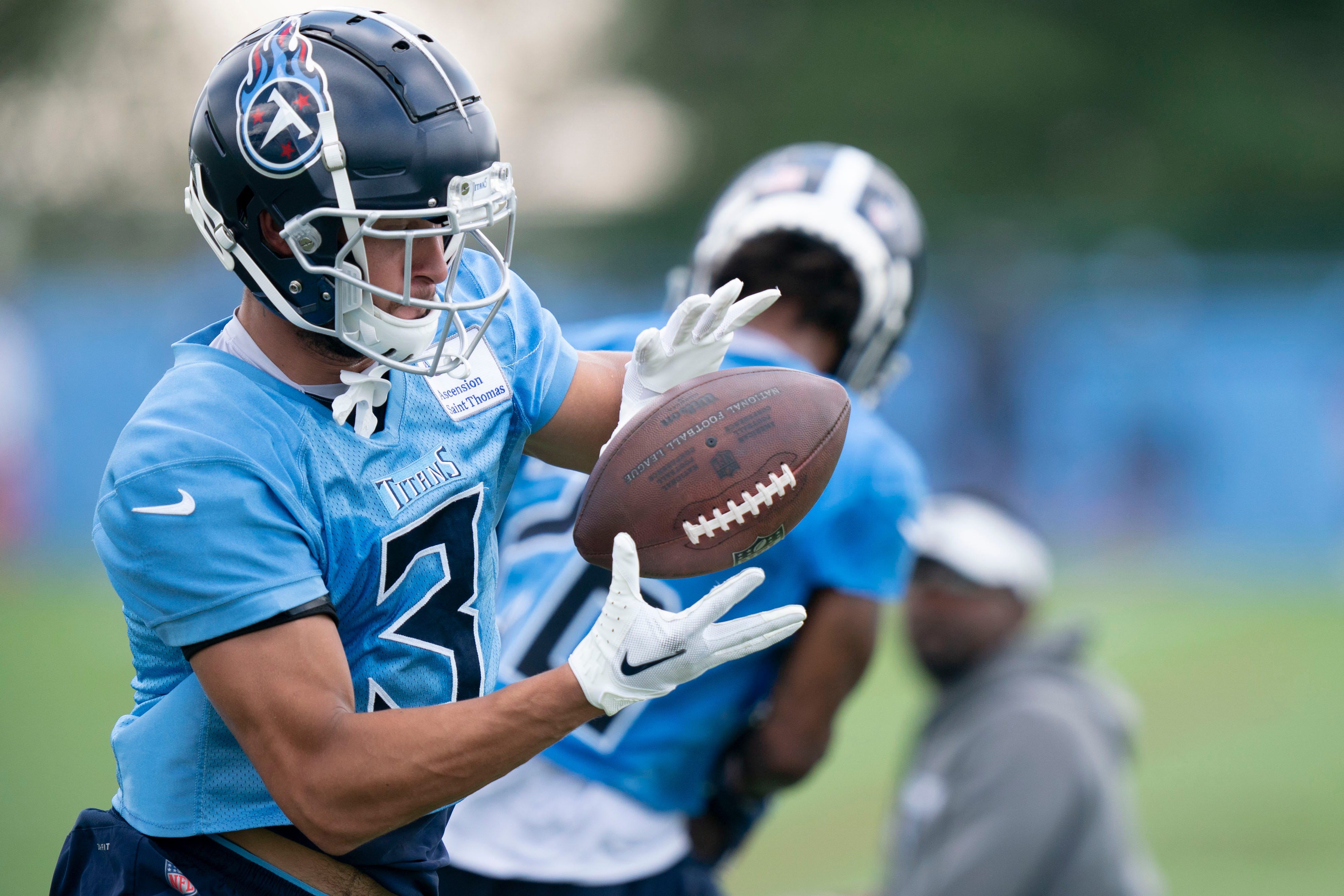 Tennessee Titans cornerback Caleb Farley (3) pulls in a catch during a training camp practice at Ascension Saint Thomas Sports Park Monday, Aug. 22, 2022, in Nashville, Tenn. Nas 0822 Titans 02 George Walker IV / Tennessean.com-USA TODAY NETWORK