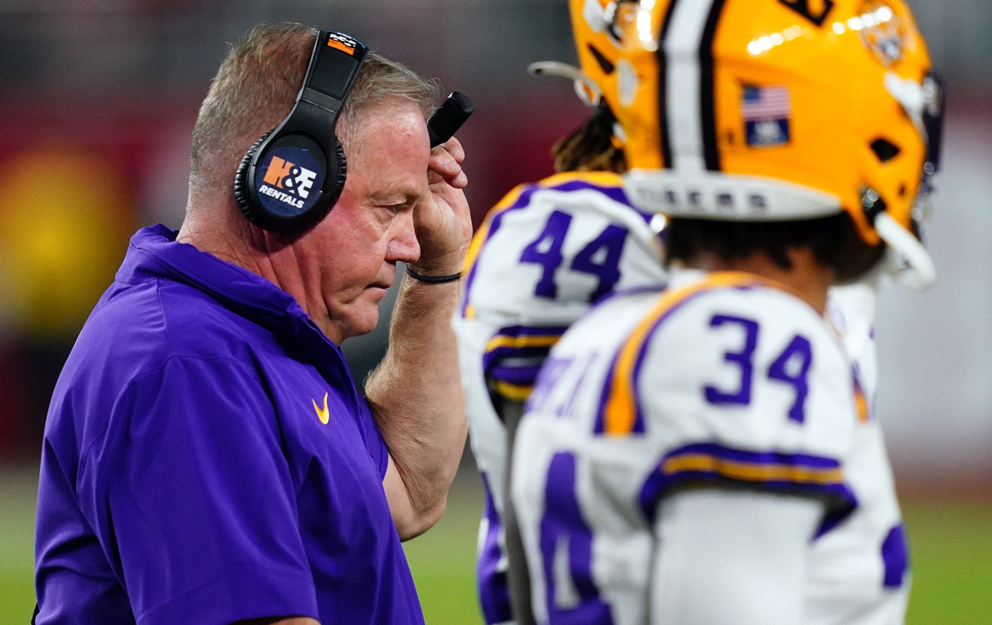 Brian Kelly shows his frustration