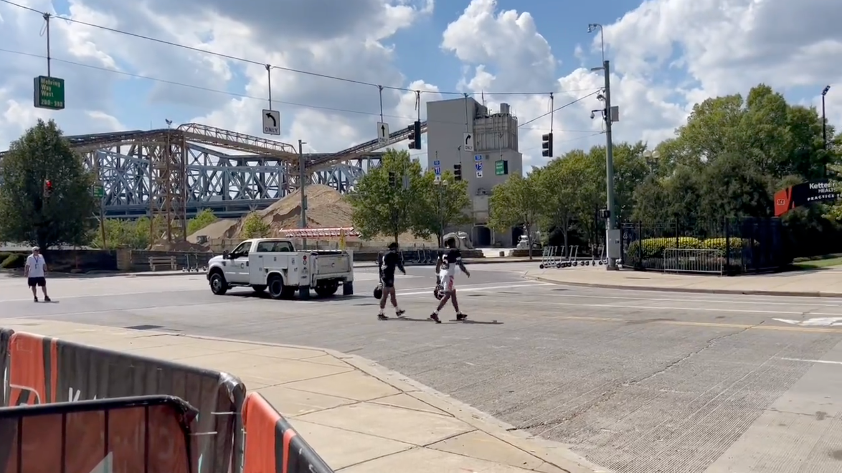 Ja'Marr Chase Tee Higgins