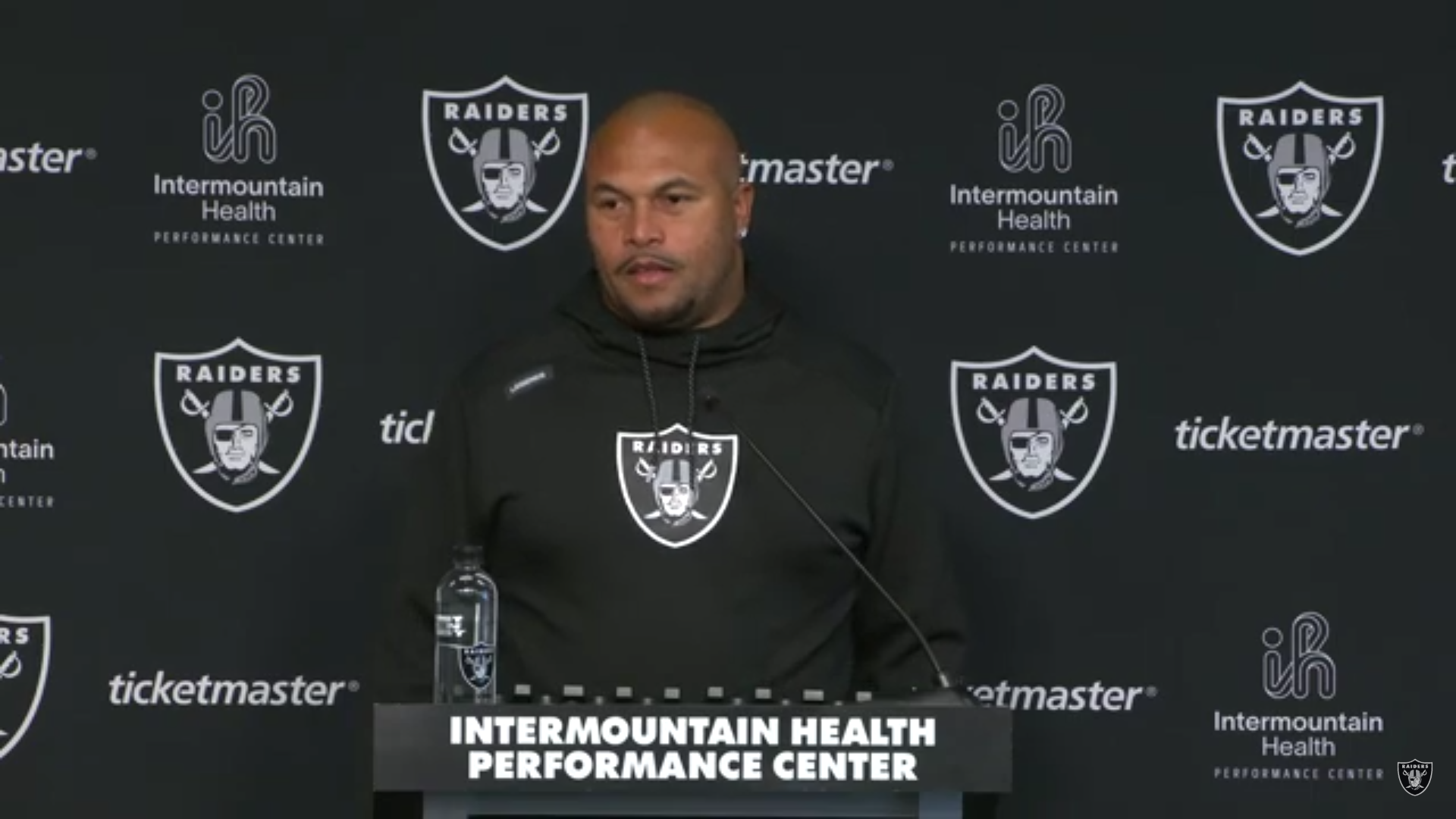 Las Vegas Raiders Antonio Pierce