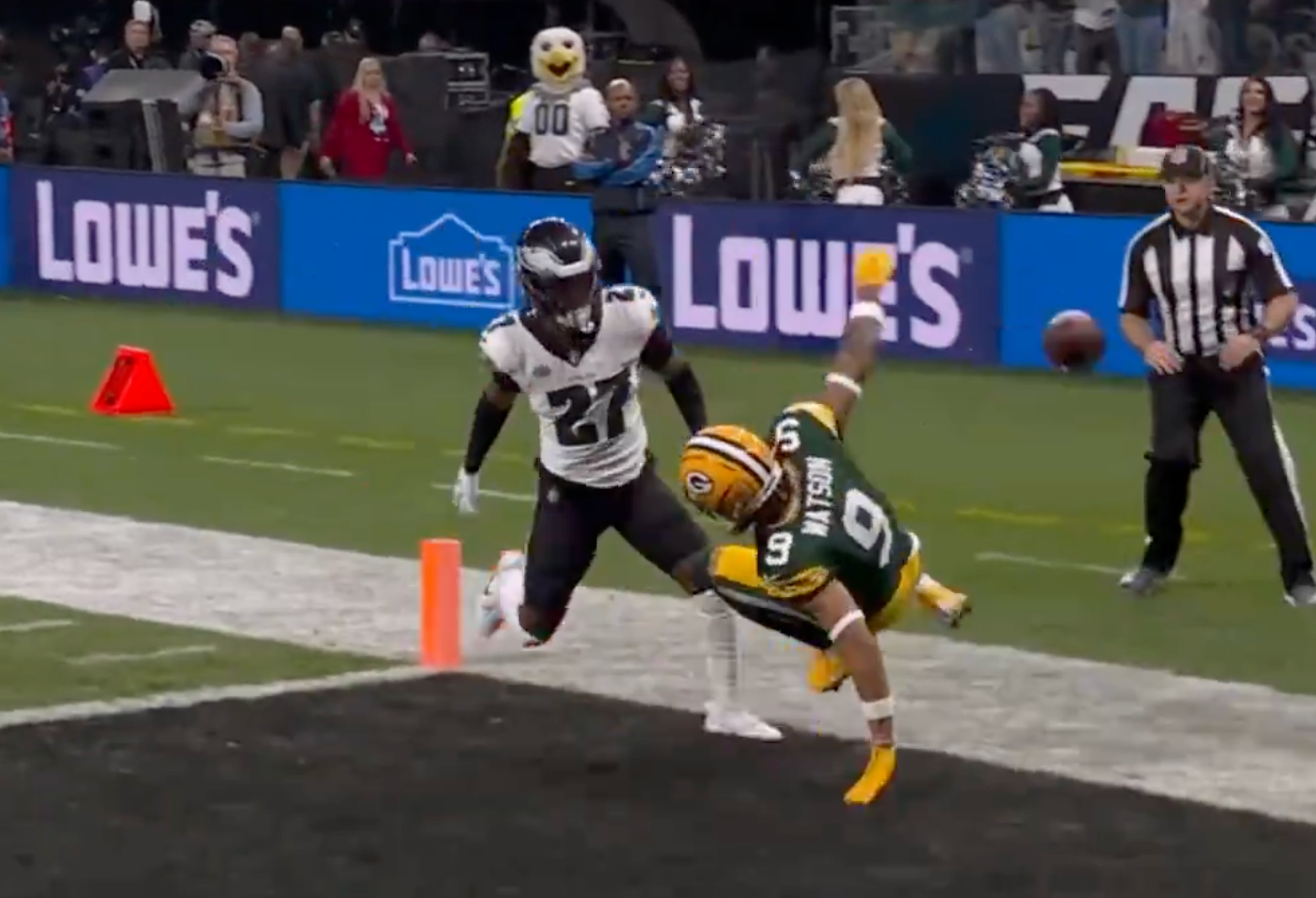 Philadelphia Eagles cornerback Quinyon Mitchell forces an incompletion to Green Bay Packers wide receiver Christian Watson.