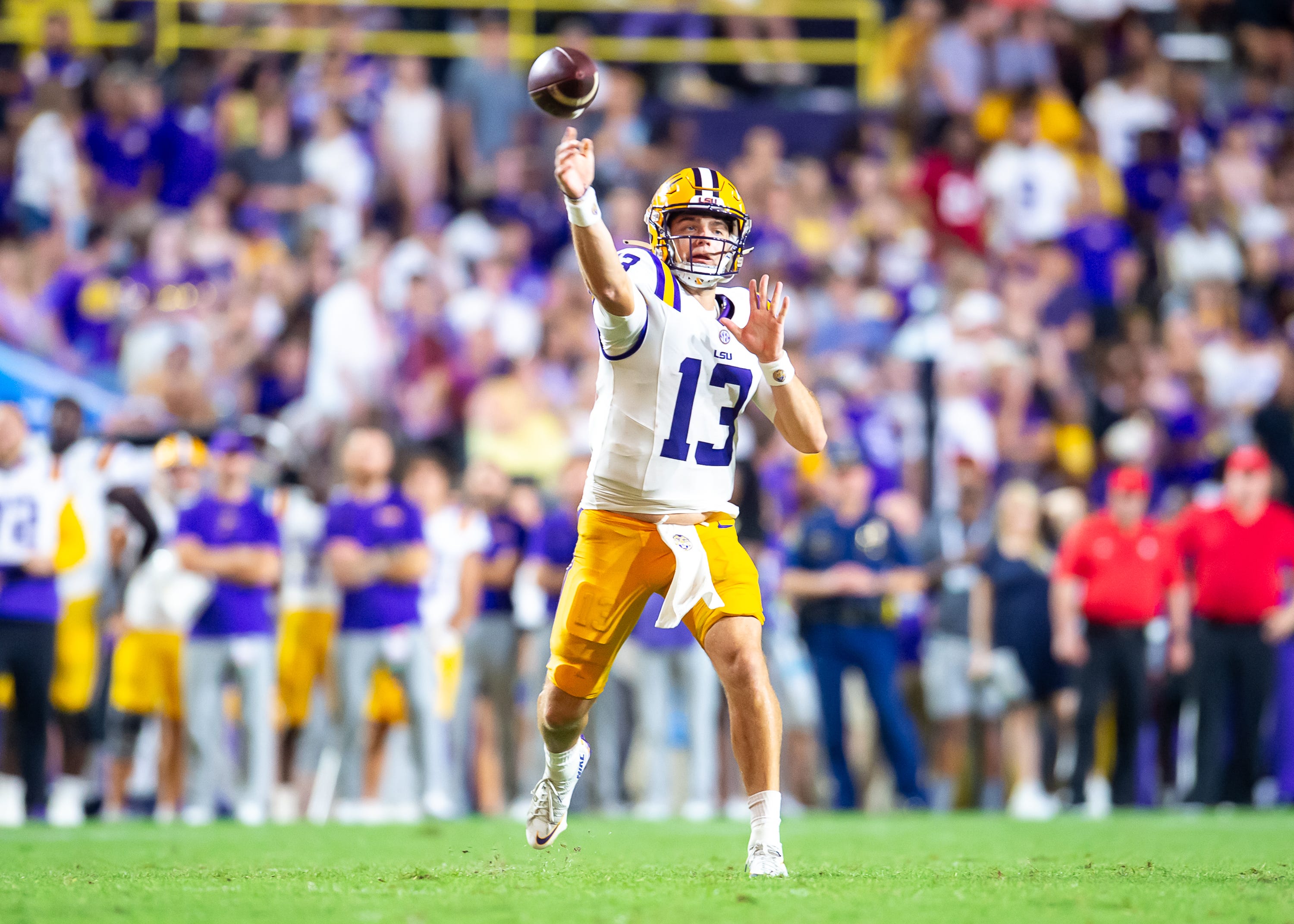 Garrett Nussmeier makes a pass for LSU against Nicholls