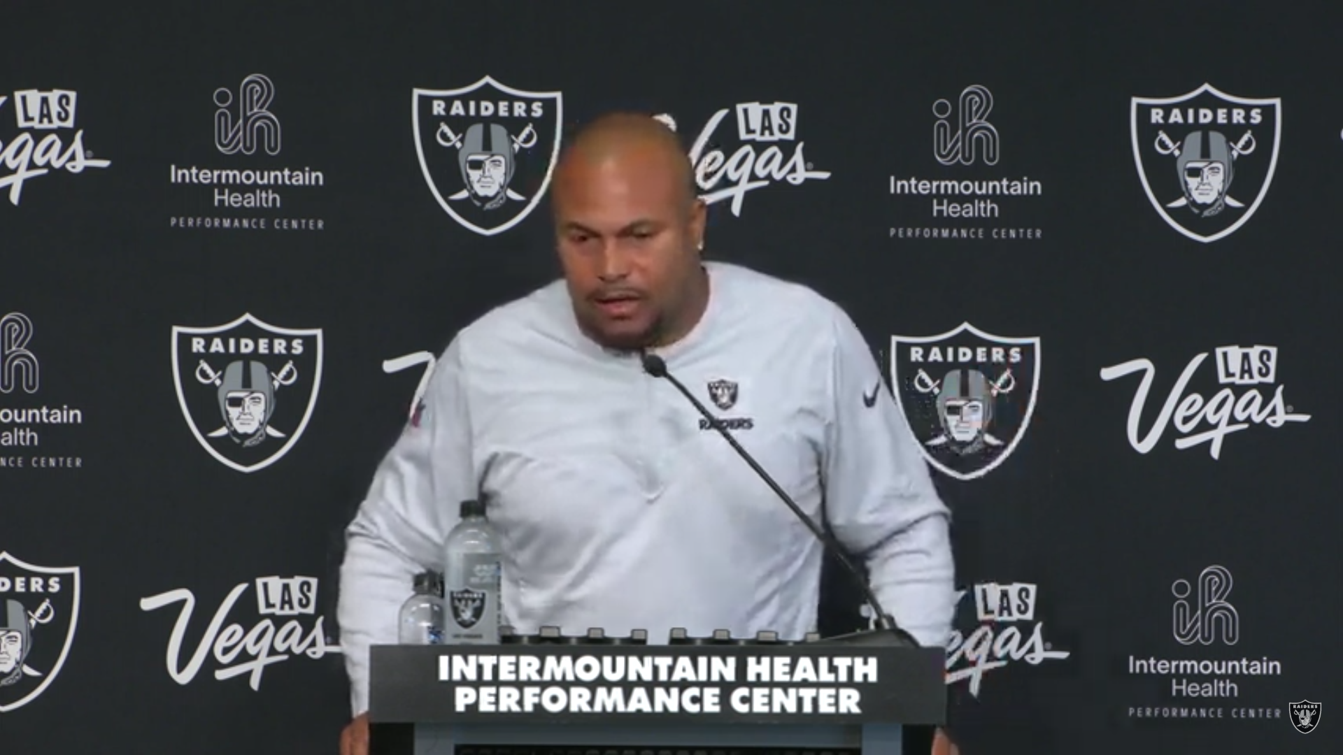 Antonio Pierce Las Vegas Raiders head coach