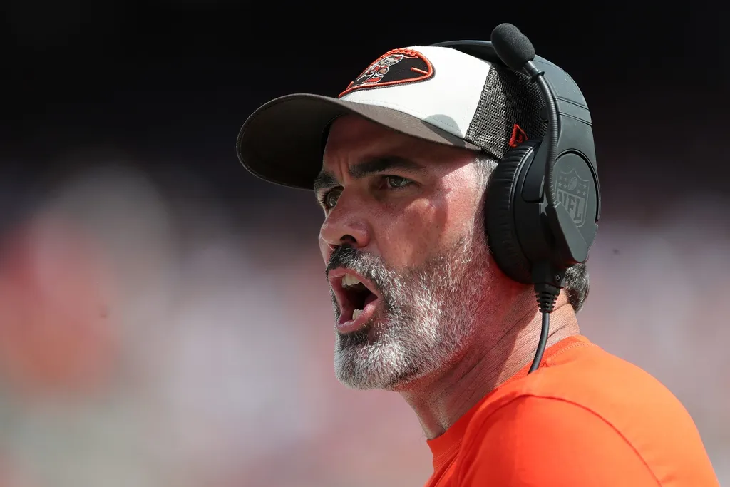 Cleveland Browns head coach Kevin Stefanski reacts to a play during the first half of an NFL football game at Huntington Bank Field, Sunday, Sept. 22, 2024, in Cleveland, Ohio