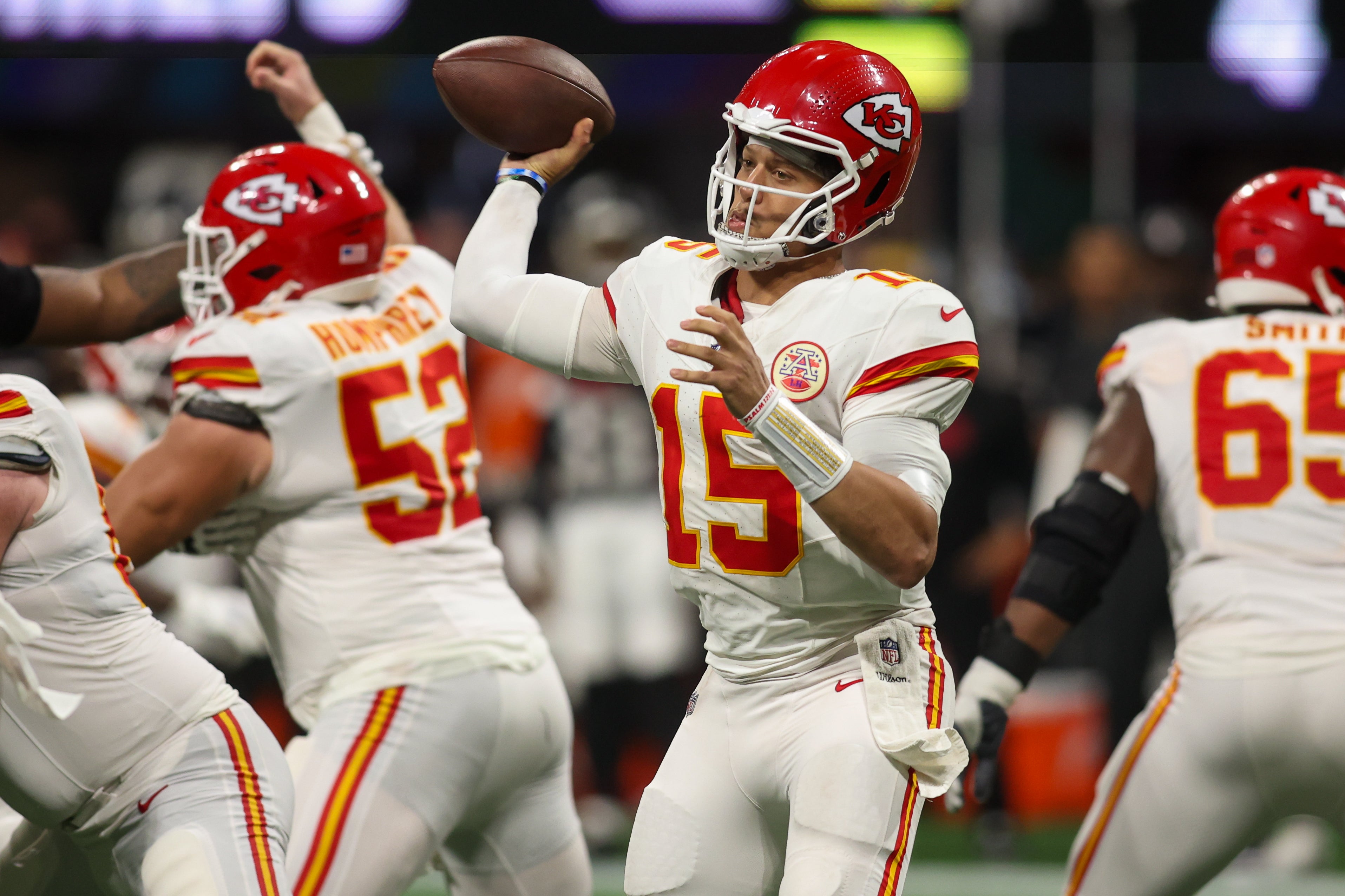 Chiefs quarterback Patrick Mahomes (15) throws a pass against the Atlanta Falcons.
