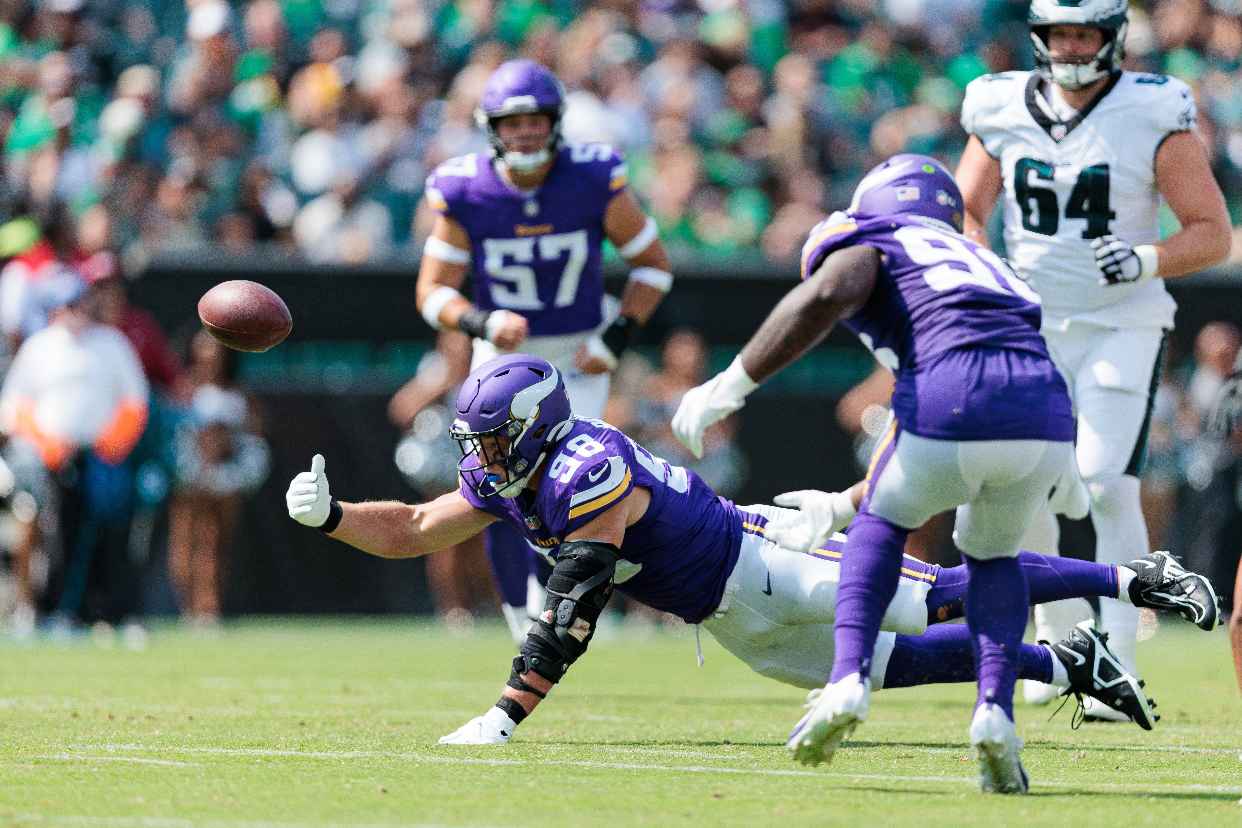 Aug 24, 2024; Philadelphia, Pennsylvania, USA; Minnesota Vikings linebacker Bo Richter (98) attempts to intercept the ball during the third quarter against the Philadelphia Eagles at Lincoln Financial Field.