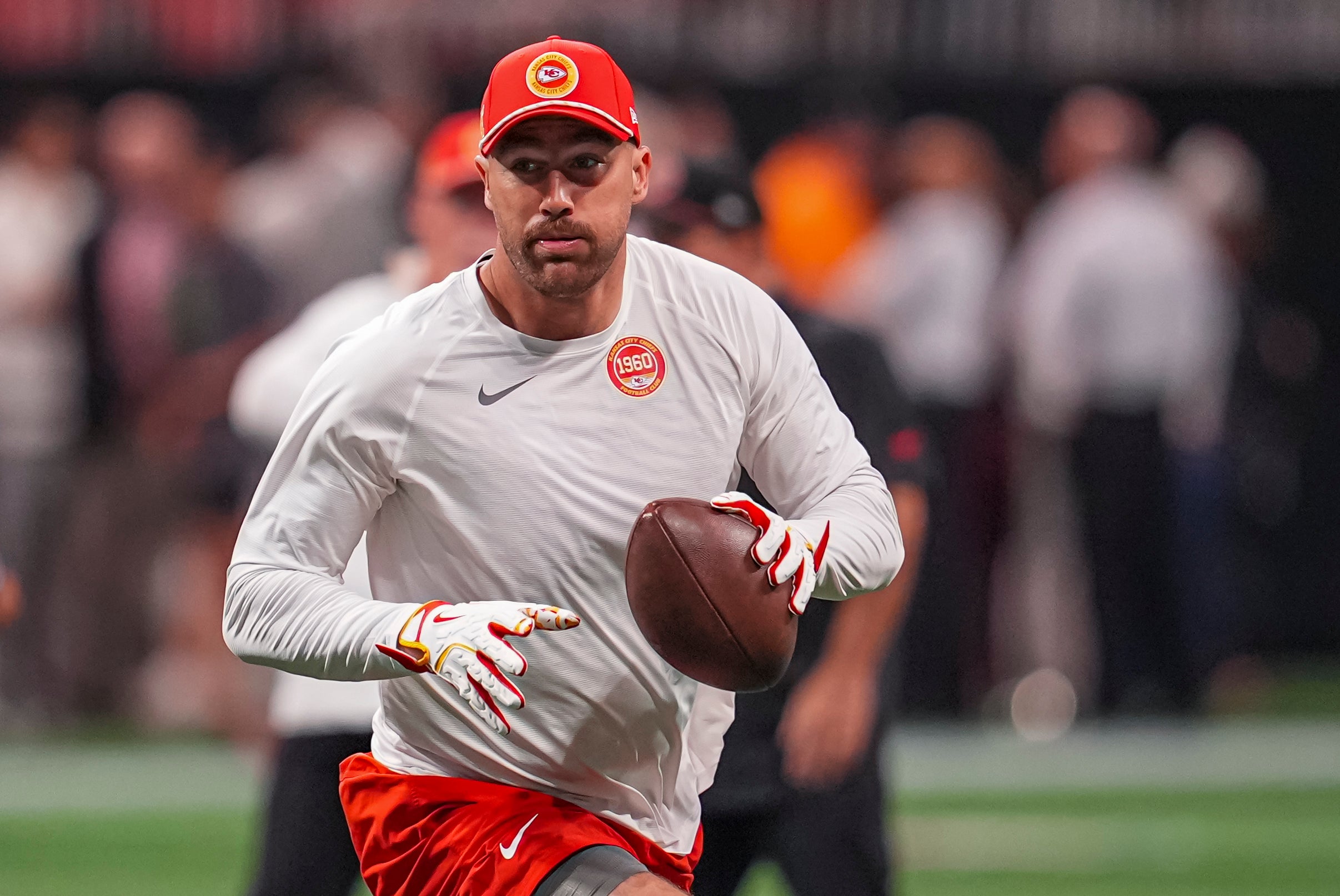 Sep 22, 2024; Atlanta, Georgia, USA; Kansas City Chiefs tight end Travis Kelce (87) on the field prior to the game against the Atlanta Falcons at Mercedes-Benz Stadium.