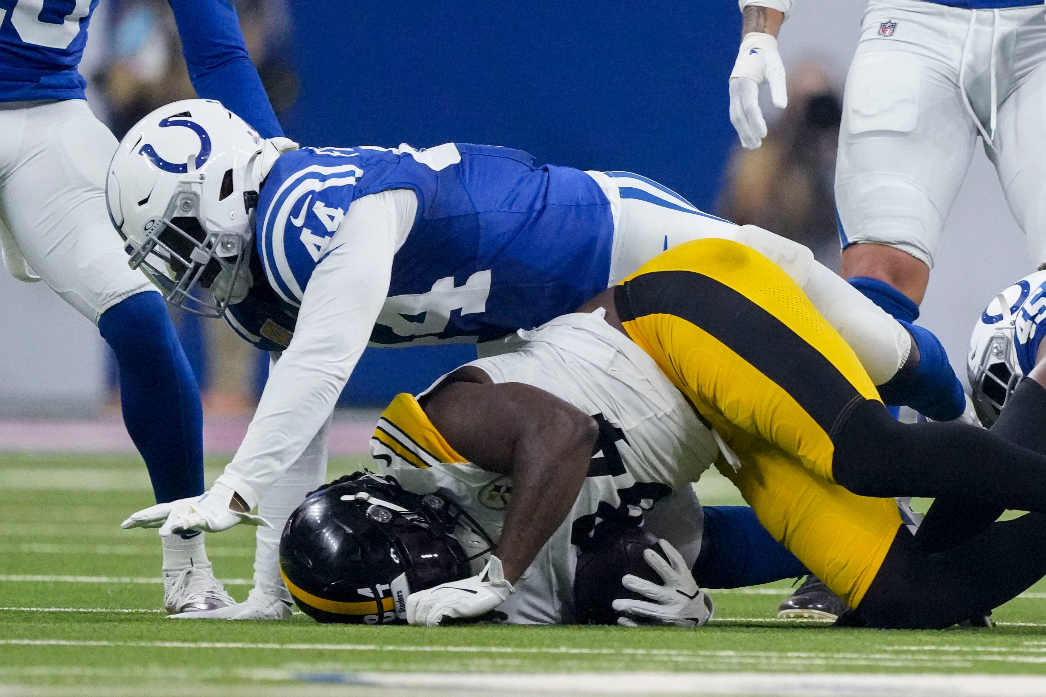 Indianapolis Colts linebacker Zaire Franklin (44) tackles Pittsburgh Steelers running back Cordarrelle Patterson (84) on Sunday, Sept. 29, 2024, during a game against the Pittsburgh Steelers at Lucas Oil Stadium in Indianapolis.