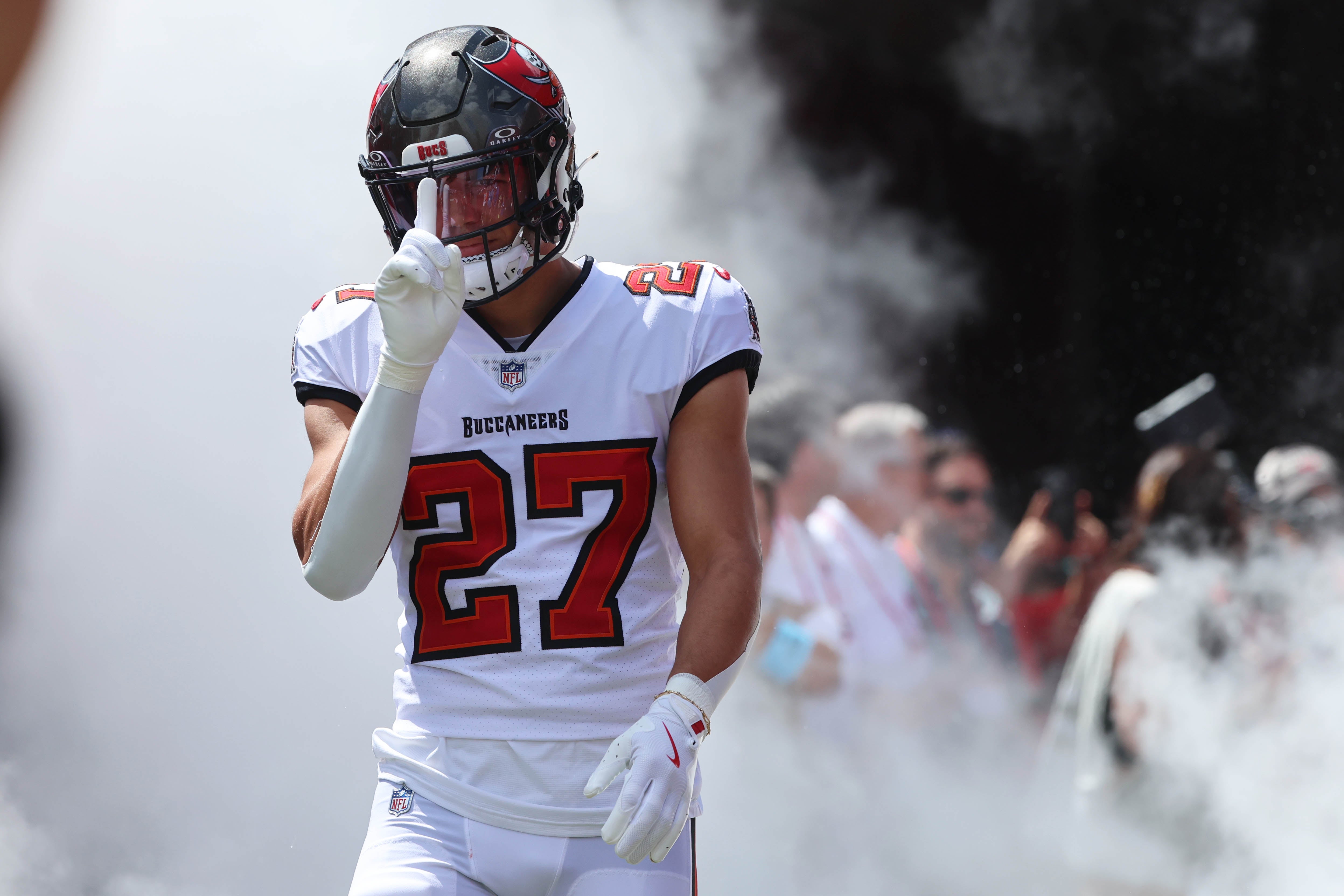 Sep 22, 2024; Tampa, Florida, USA; Tampa Bay Buccaneers cornerback Zyon McCollum (27) runs out of the tunnel during the first quarter against the Denver Broncos at Raymond James Stadium. Mandatory Credit: Kim Klement Neitzel-Imagn Images