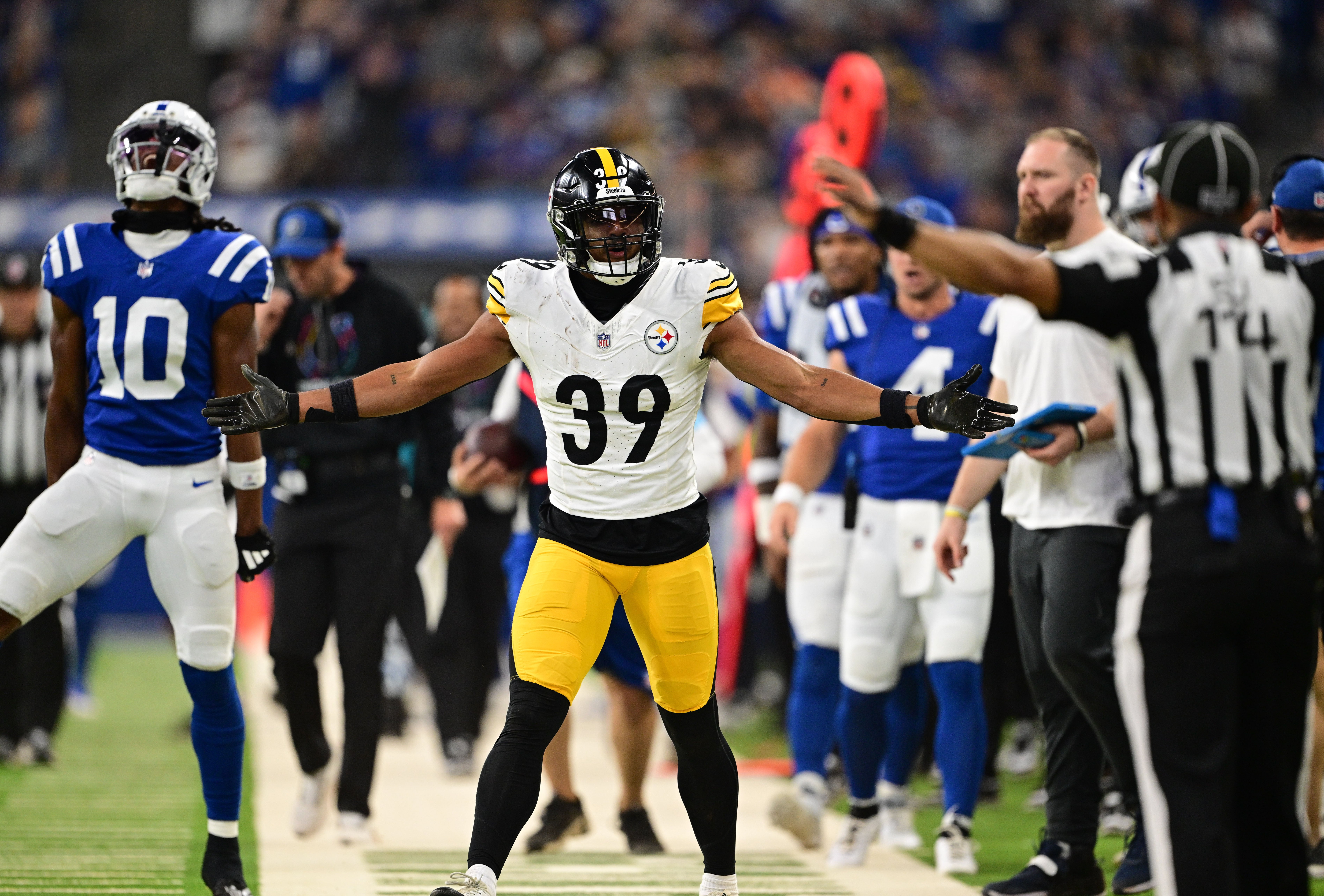 Sep 29, 2024; Indianapolis, Indiana, USA; Pittsburgh Steelers safety Minkah Fitzpatrick (39) reacts to a personal foul call during the second half against the Indianapolis Colts at Lucas Oil Stadium.