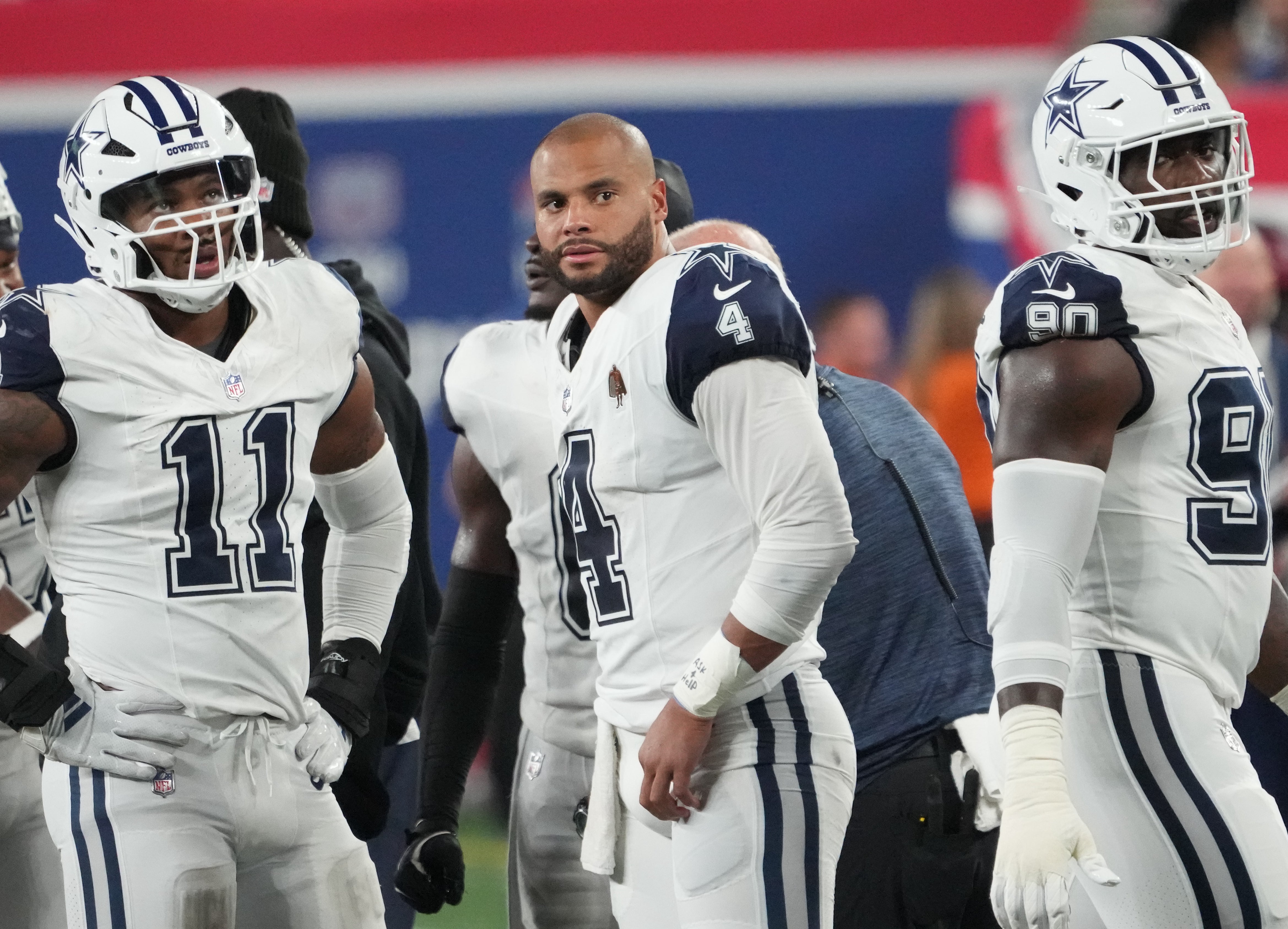 Dallas Cowboys quarterback Dak Prescott (4) while playing New York Giants in the 1st half at MetLife Stadium.