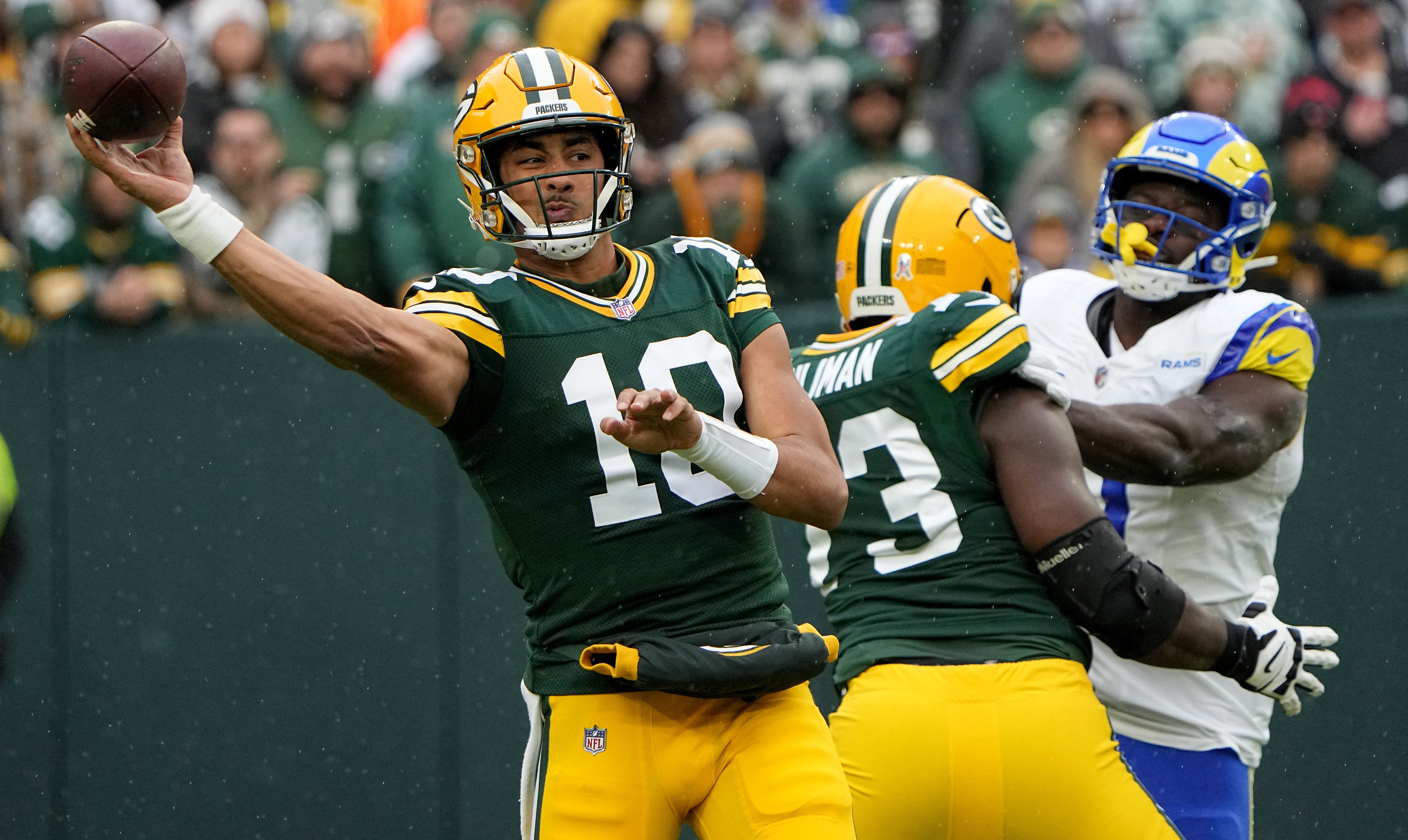 Green Bay Packers quarterback Jordan Love (10) throws a pass during the first quarter of their game against the Los Angeles Rams at Lambeau Field Sunday, November 5, 2023 in Green Bay, Wisconsin.