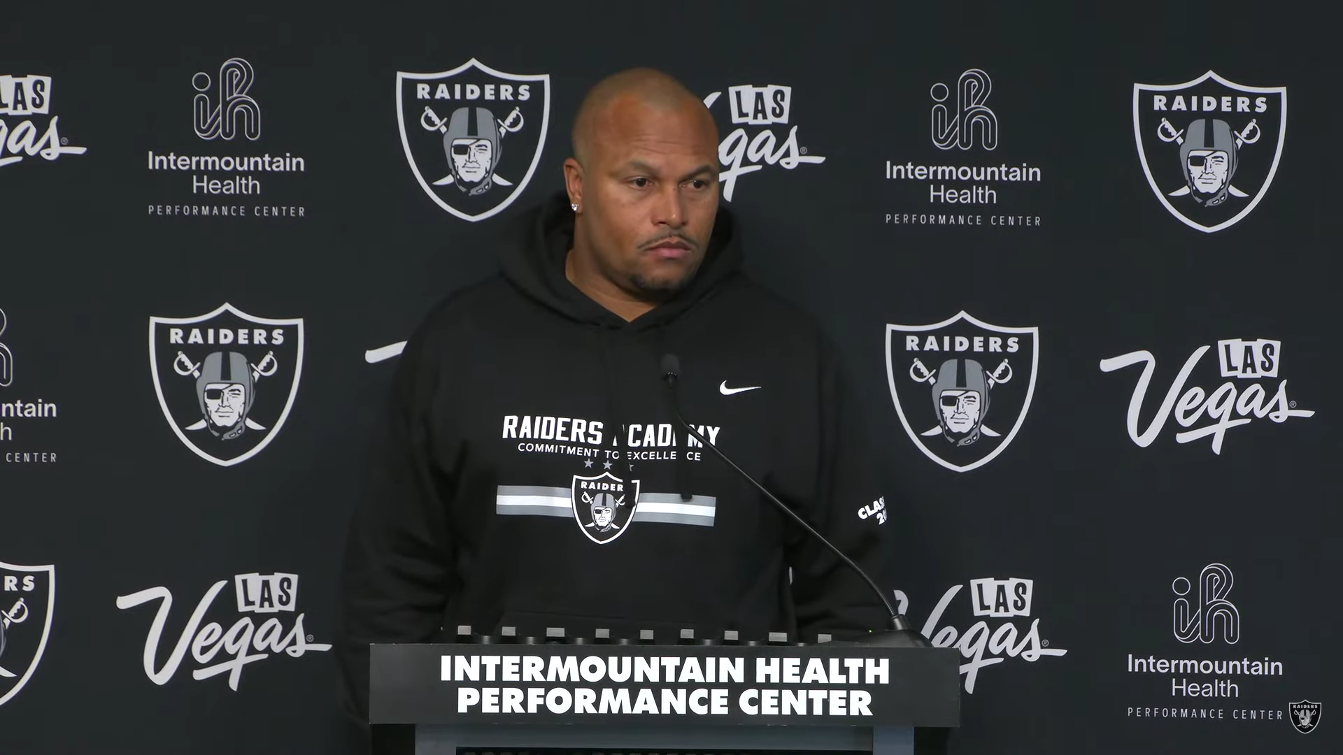 Las Vegas Raiders Antonio Pierce