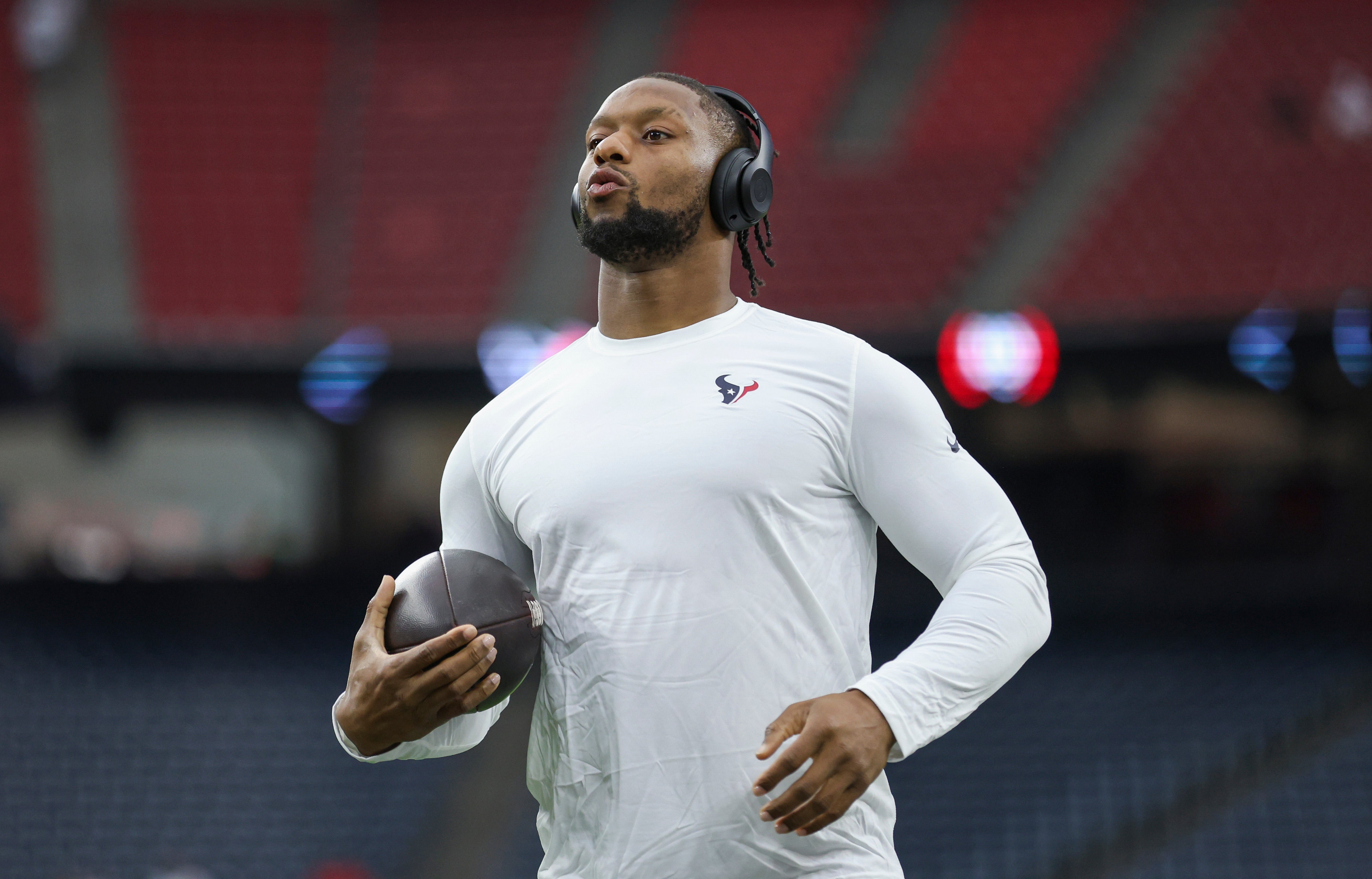 Sep 15, 2024; Houston, Texas, USA; Houston Texans running back Joe Mixon (28) warms up before the game against the Chicago Bears at NRG Stadium.