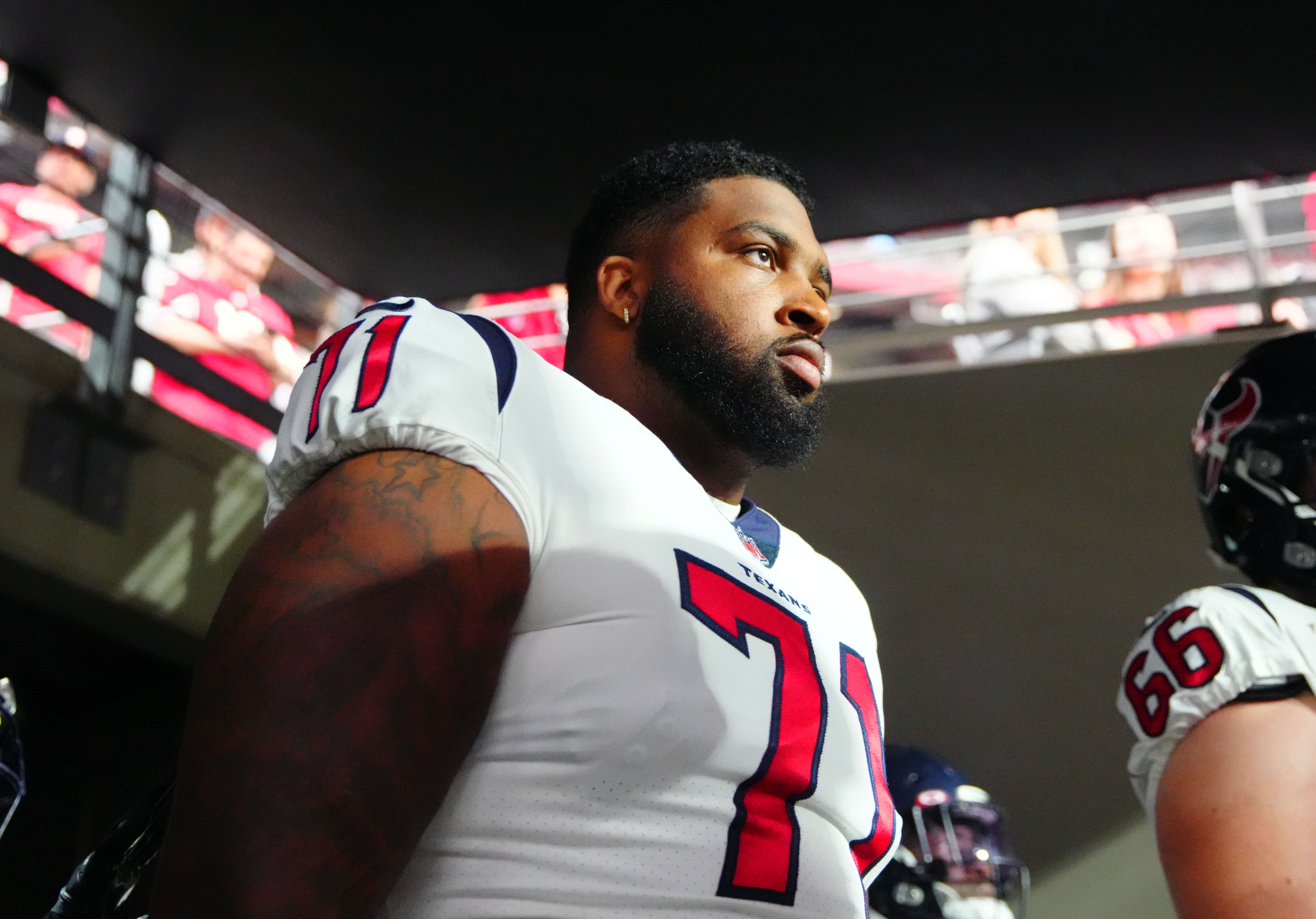 Oct 24, 2021; Glendale, Arizona, USA; Houston Texans offensive tackle Tytus Howard (71) against the Arizona Cardinals at State Farm Stadium.