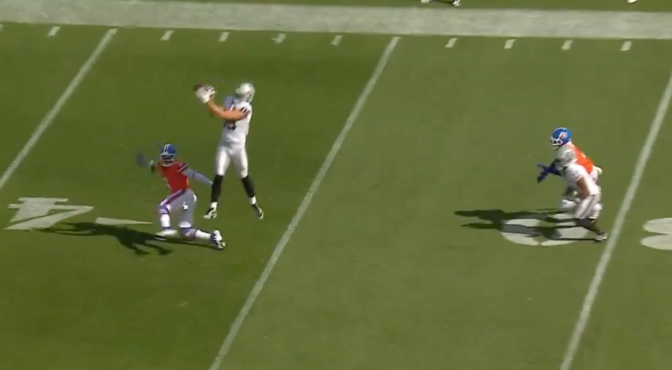 Georgia legend and Las Vegas Raiders rookie tight end Brock Bowers scores first NFL touchdown against Denver Broncos in NFL Week 5