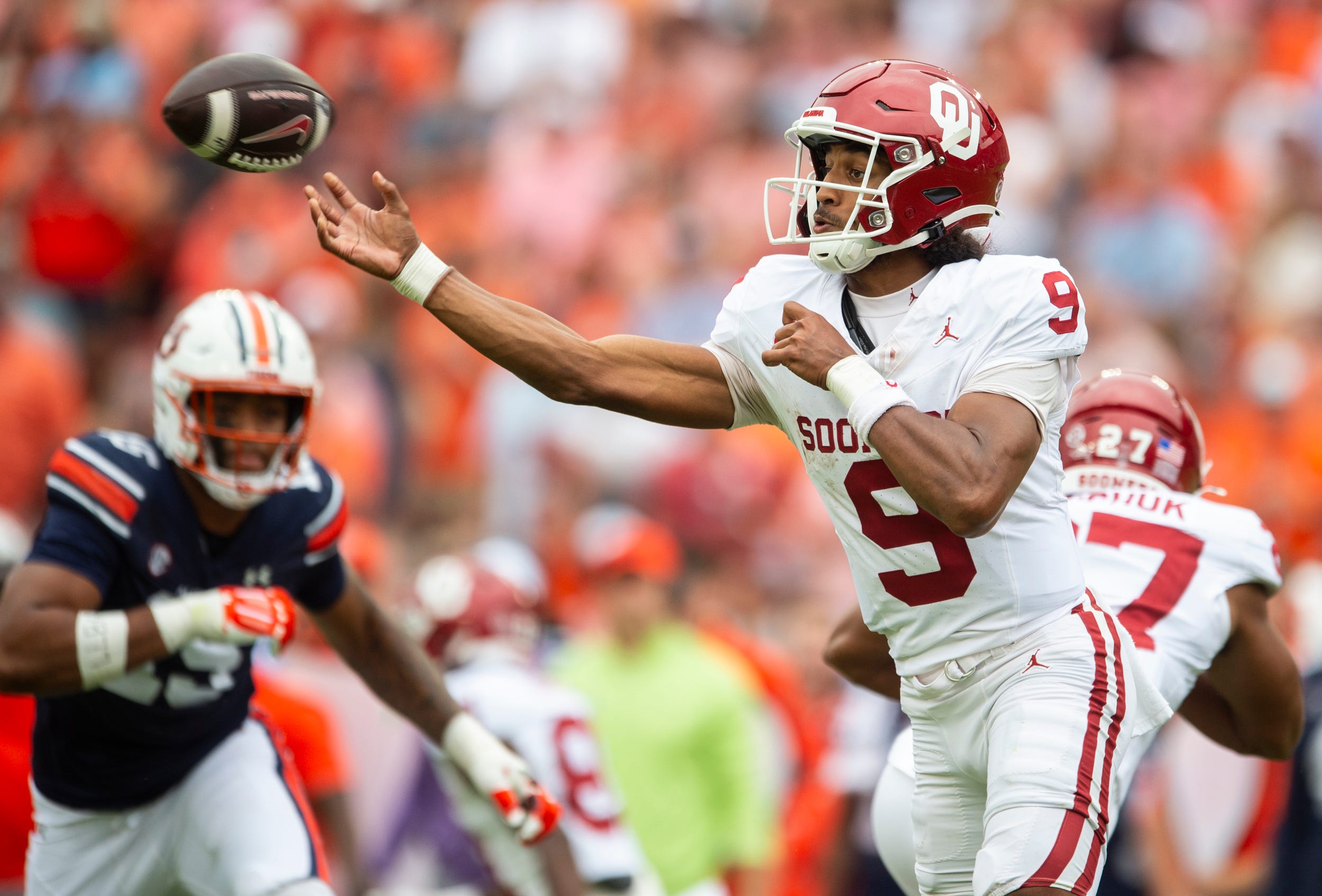Oklahoma Sooners quarterback Michael Hawkins Jr. (9) throws the ball as Auburn Tigers take on Oklahoma Sooners at Jordan-Hare Stadium in Auburn, Ala., on Saturday, Sept. 28, 2024.