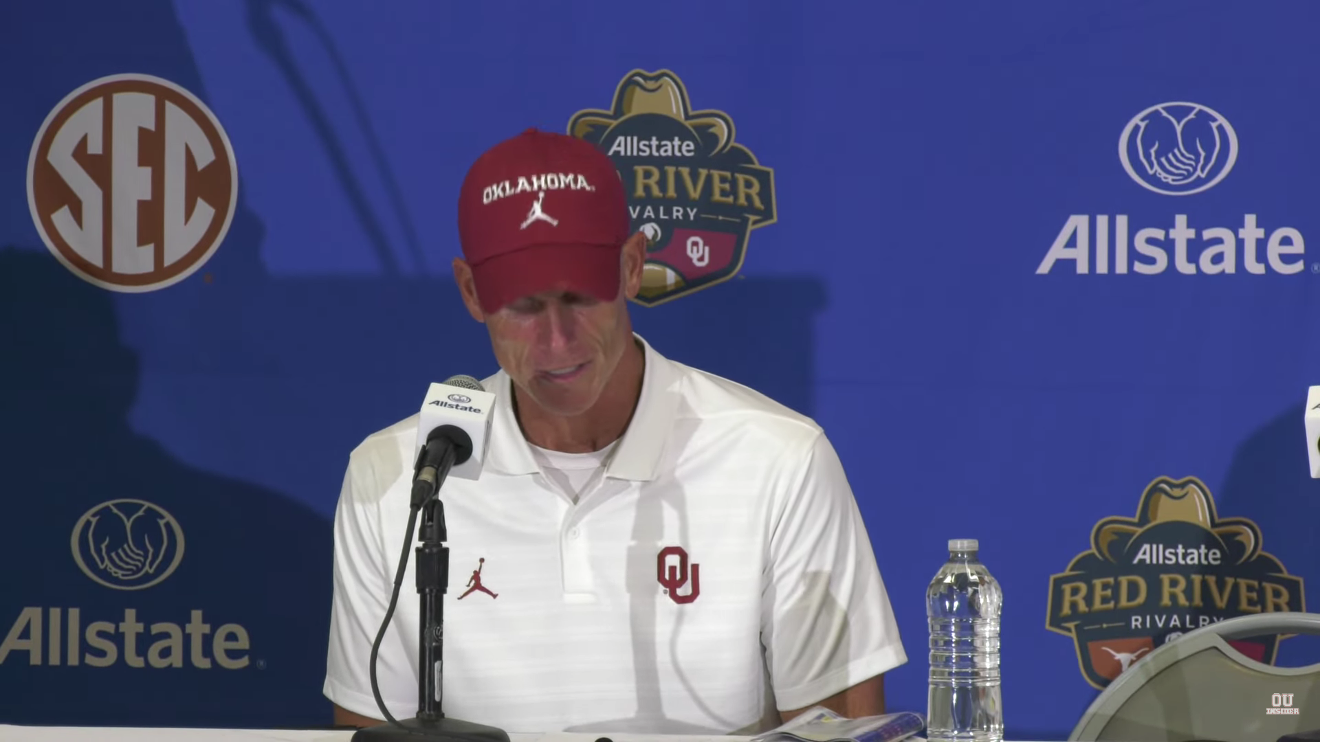 Oklahoma Sooners head coach Brent Venables