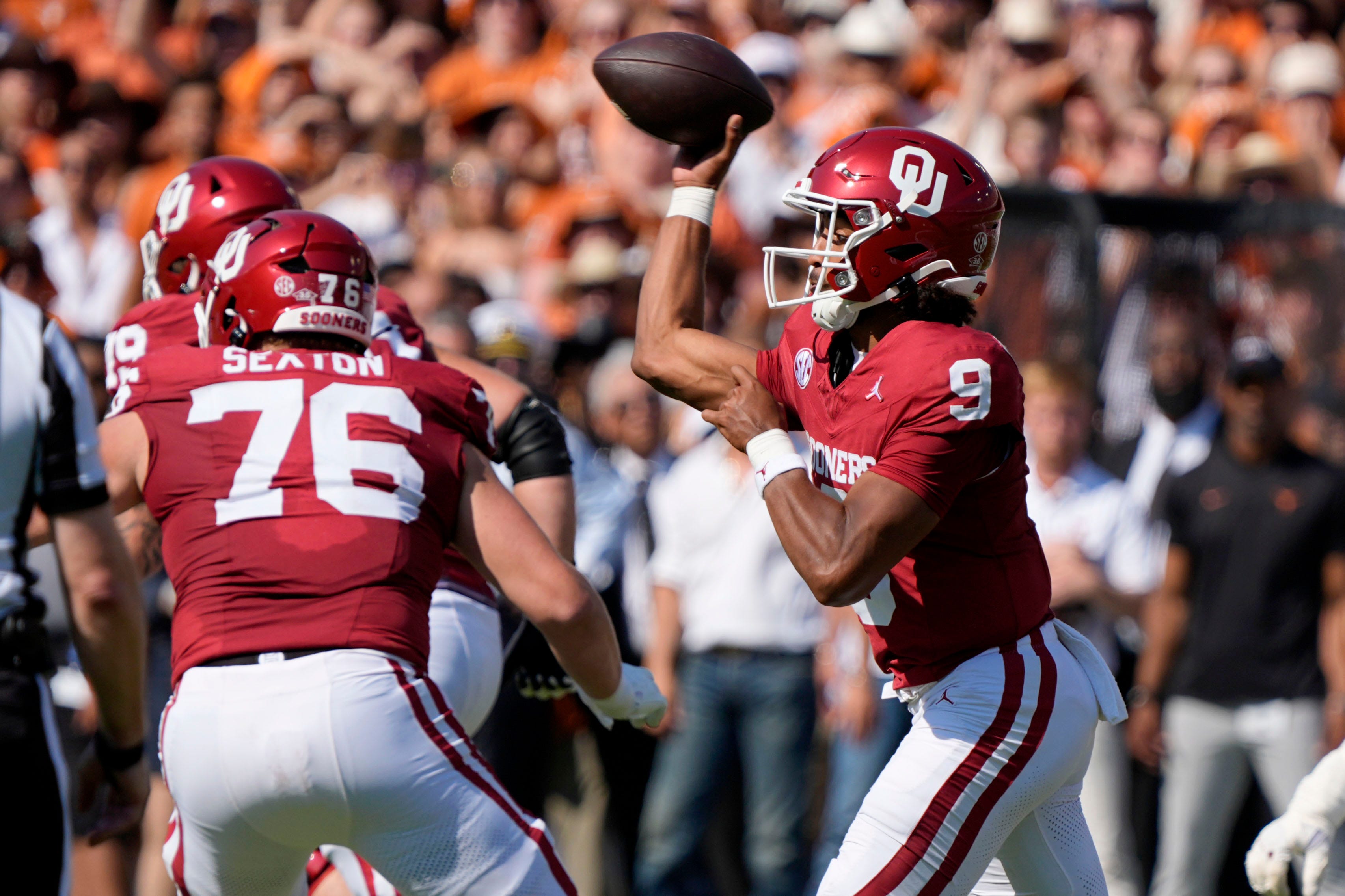Oklahoma Sooners quarterback Michael Hawkins Jr. (9) throws a pass during the Red River Rivalry college football game between the University of Oklahoma Sooners (OU) and the Texas Longhorns at the Cotton Bowl in Dallas, Saturday, Oct. 12, 2024. Texas one 34-3.