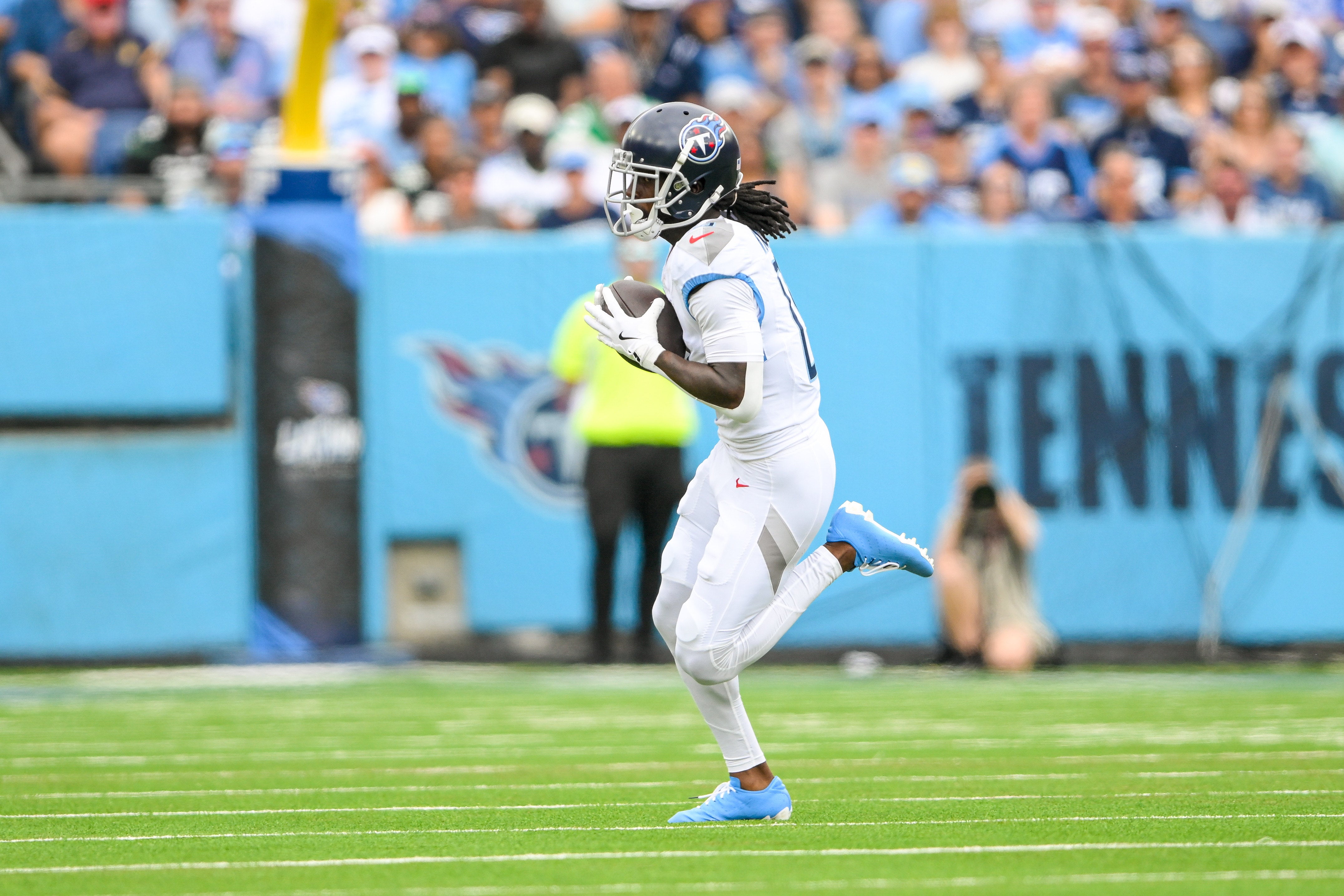 Tennessee Titans wide receiver Calvin Ridley (0) against the New York Jets during the first half at Nissan Stadium. Steve Roberts-Imagn Images